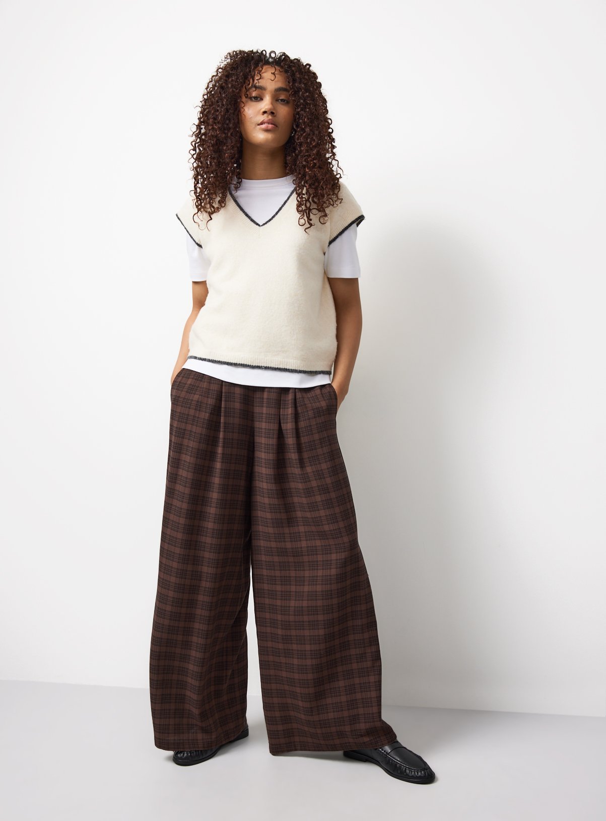 Chocolate Checked Ultra Wide Trousers 8