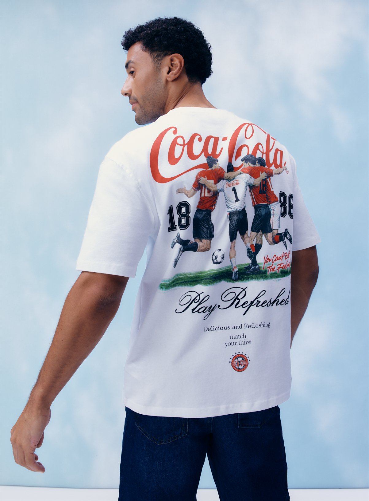 White Coca Cola Football Graphic T-Shirt XXXL