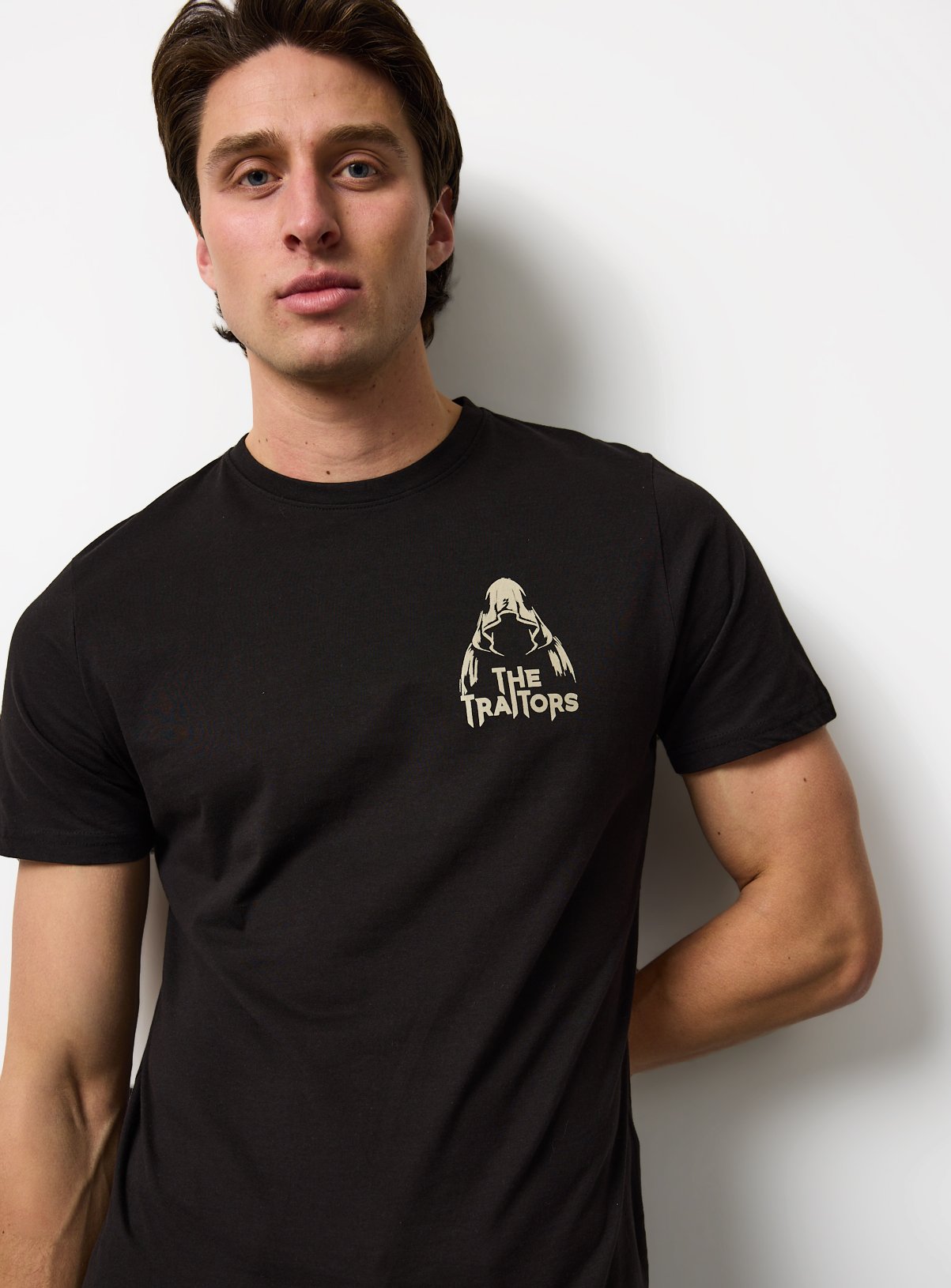 Black The Traitors Graphic T-Shirt XXXL