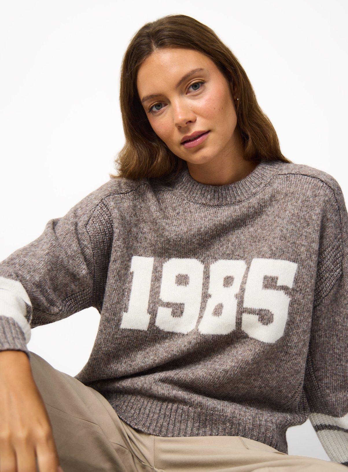 Brown 1985 Slogan Jumper  