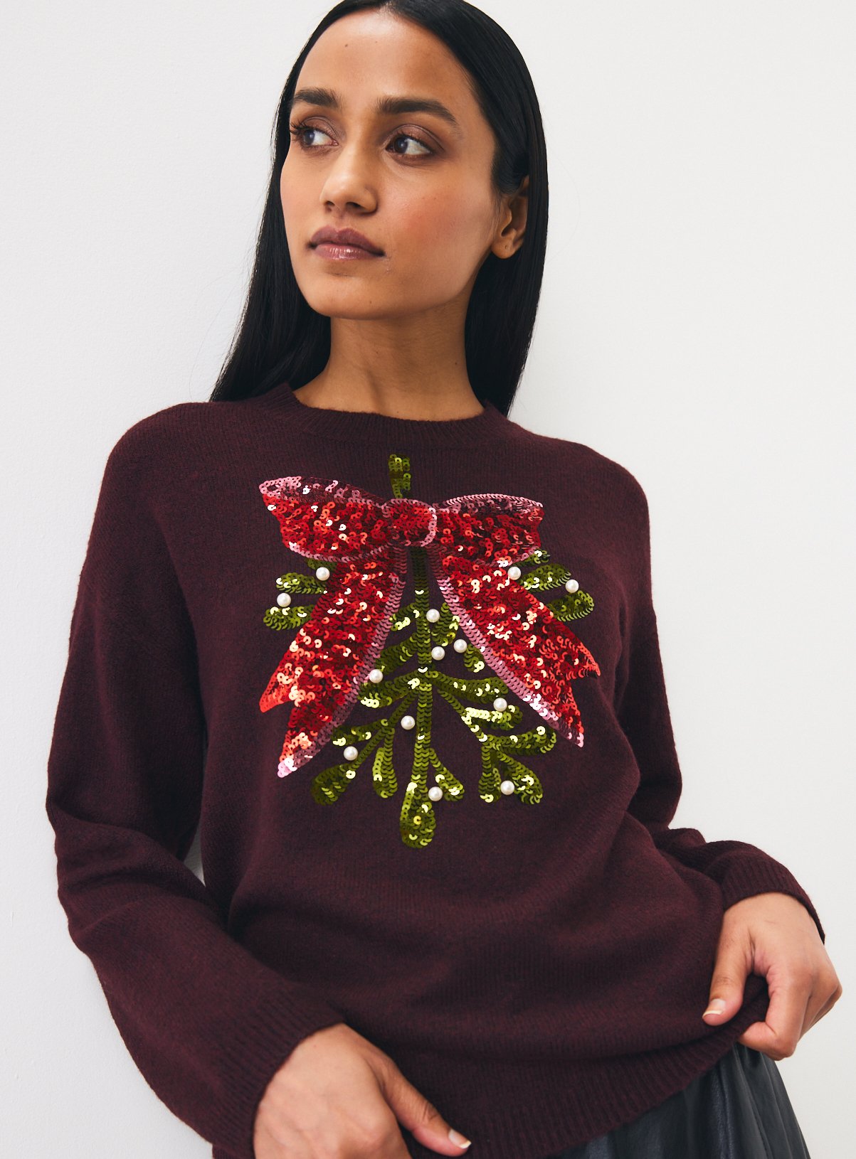 Dark Red Christmas Sequin Bow & Mistletoe Jumper 