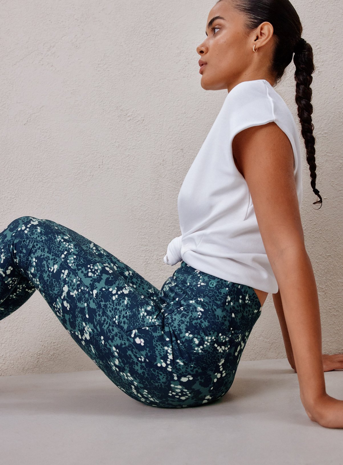 REAKTIV Micro Floral High Waisted Everyday Full Length Legging 