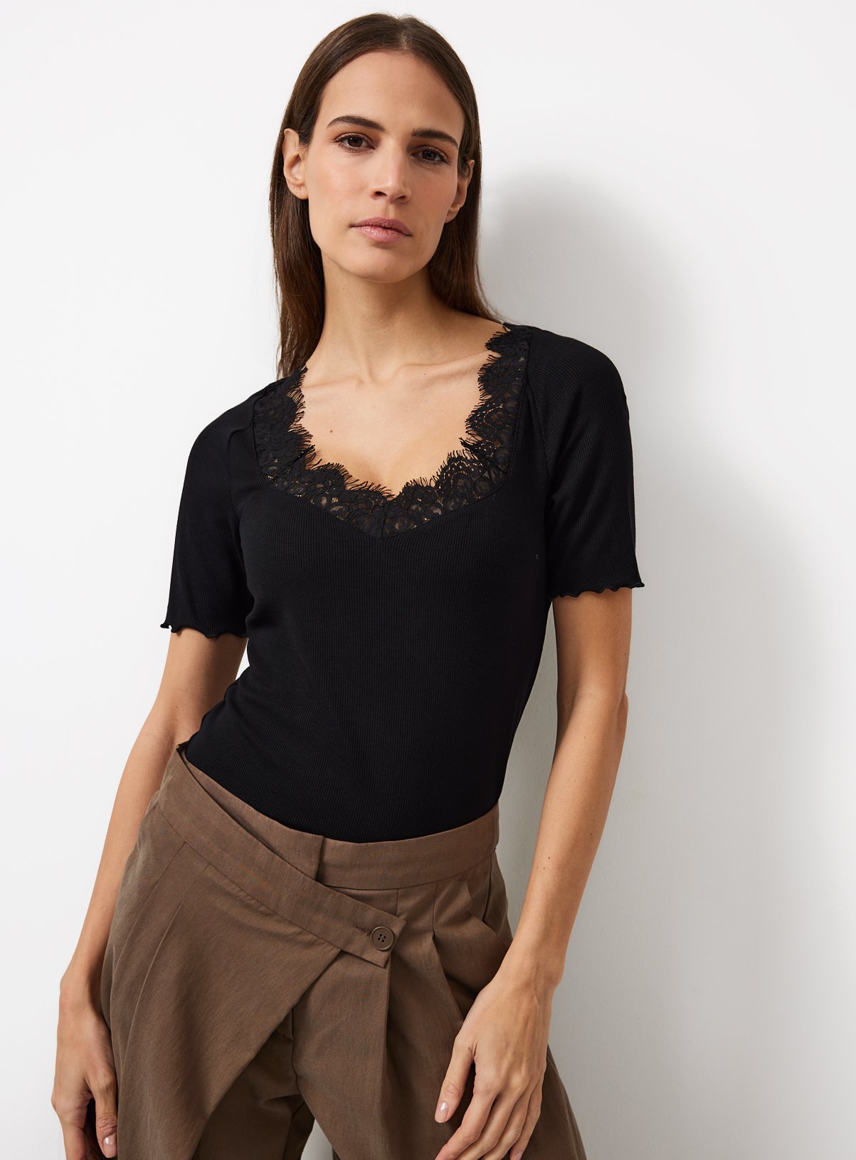 Black Lace Neckline Jersey T-Shirt 6