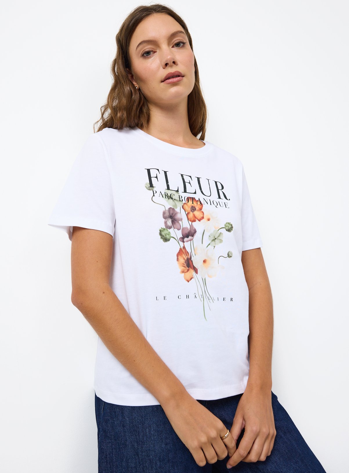 White Fleur Graphic T-Shirt 8