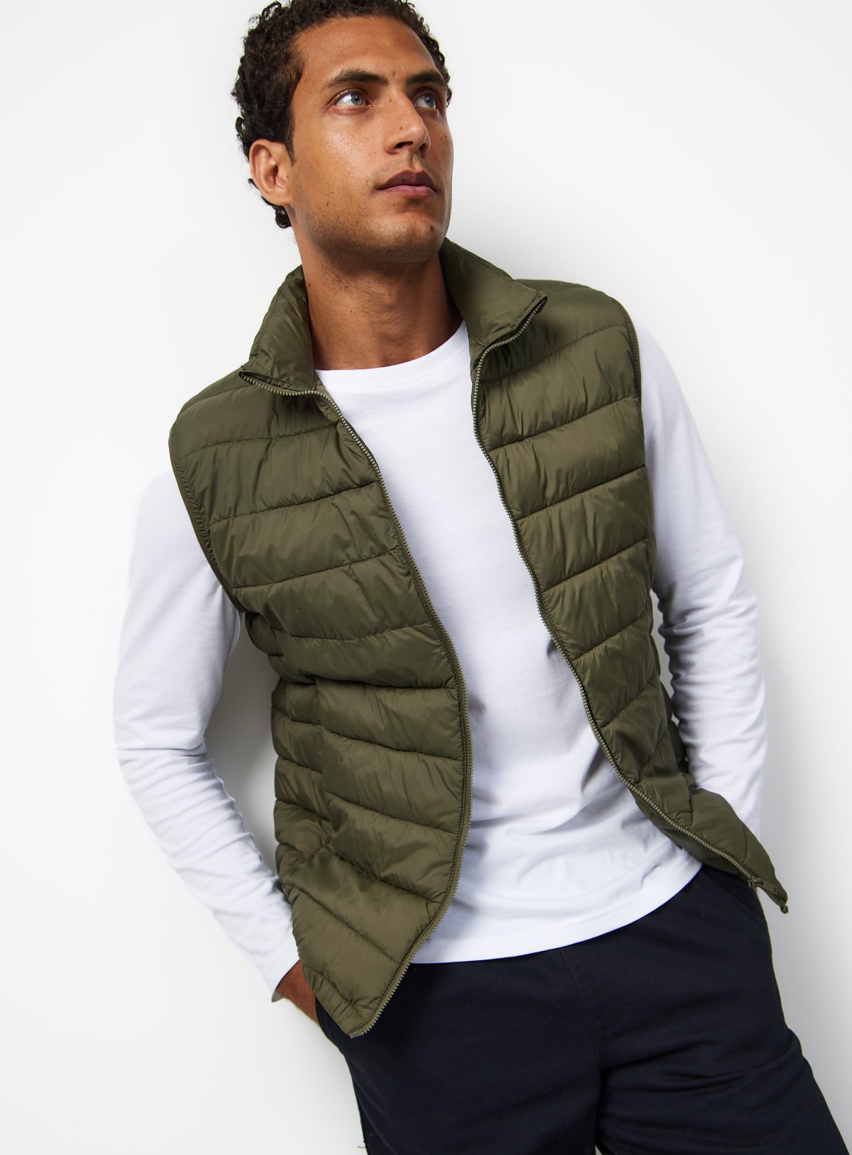 Padded Detachable Hood Gilet 