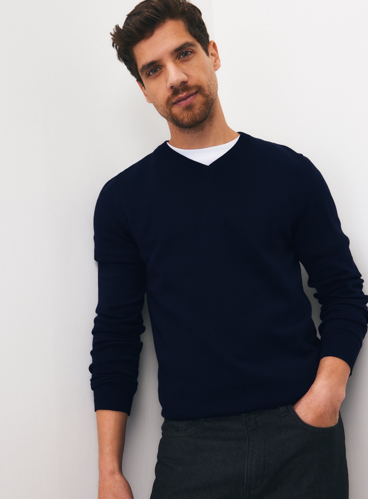 V-Neck Jumper 