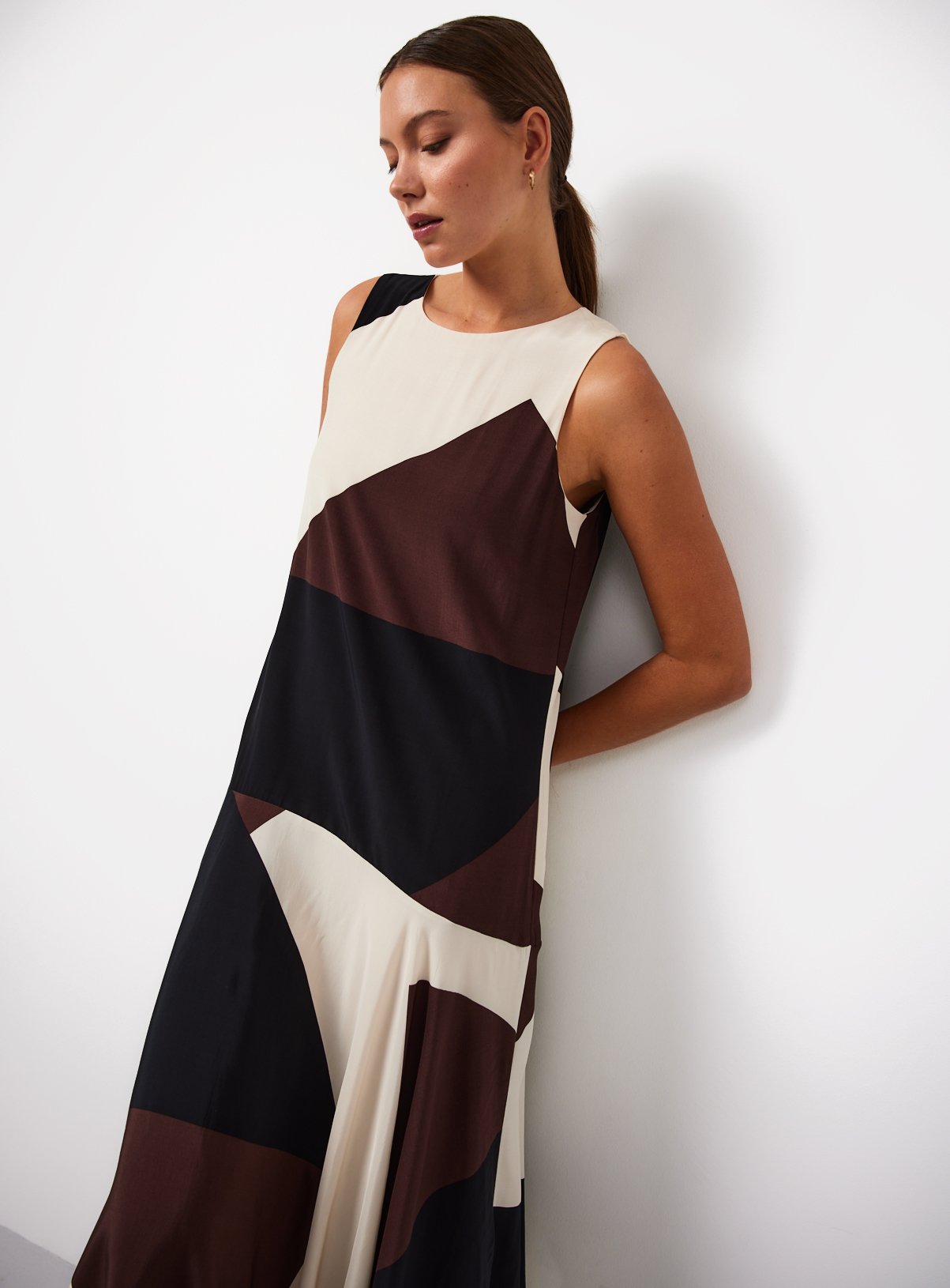 Ivory & Black Geo Print Midi Dress