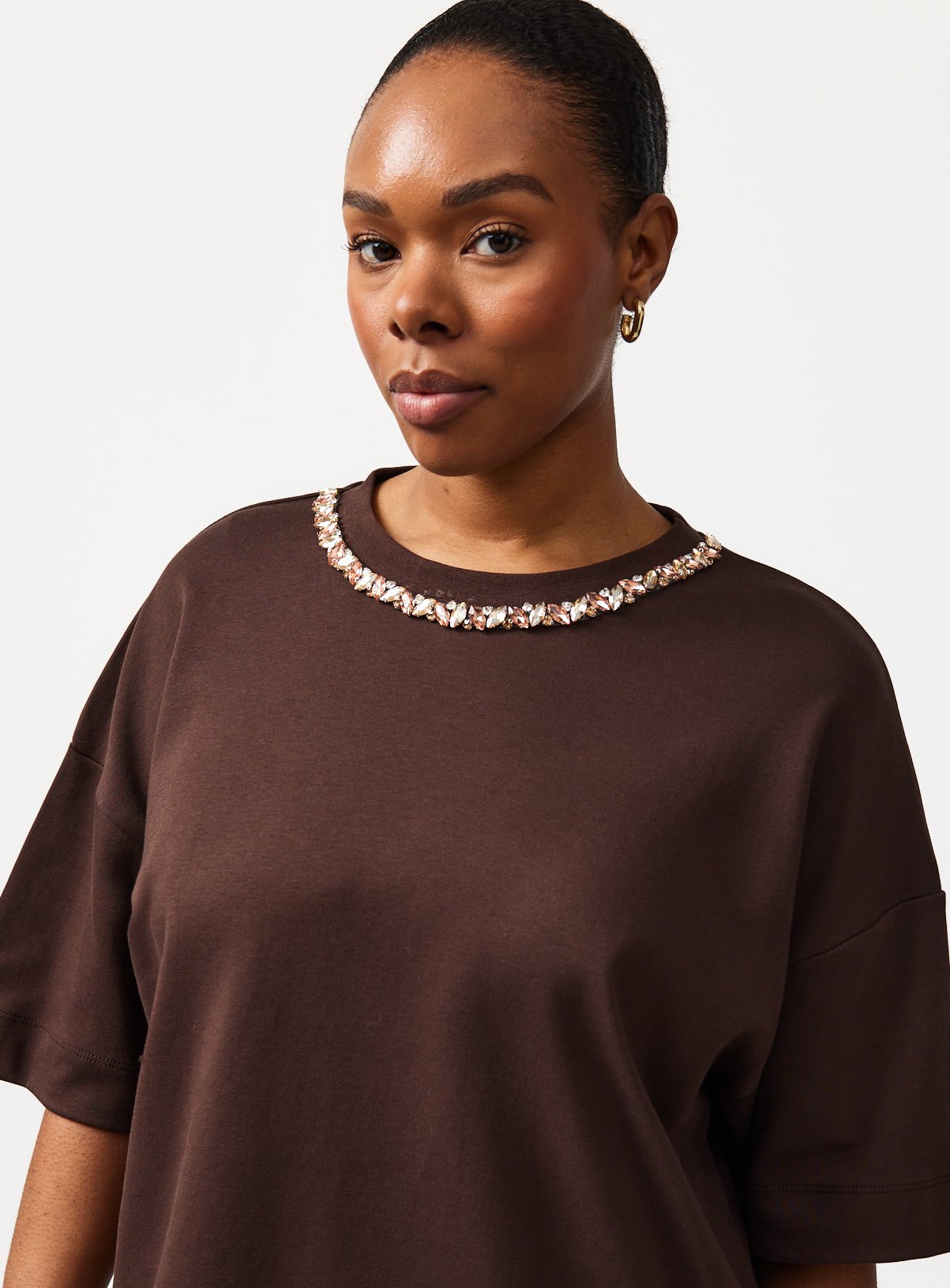 Necklace Embellished Detail T-Shirt