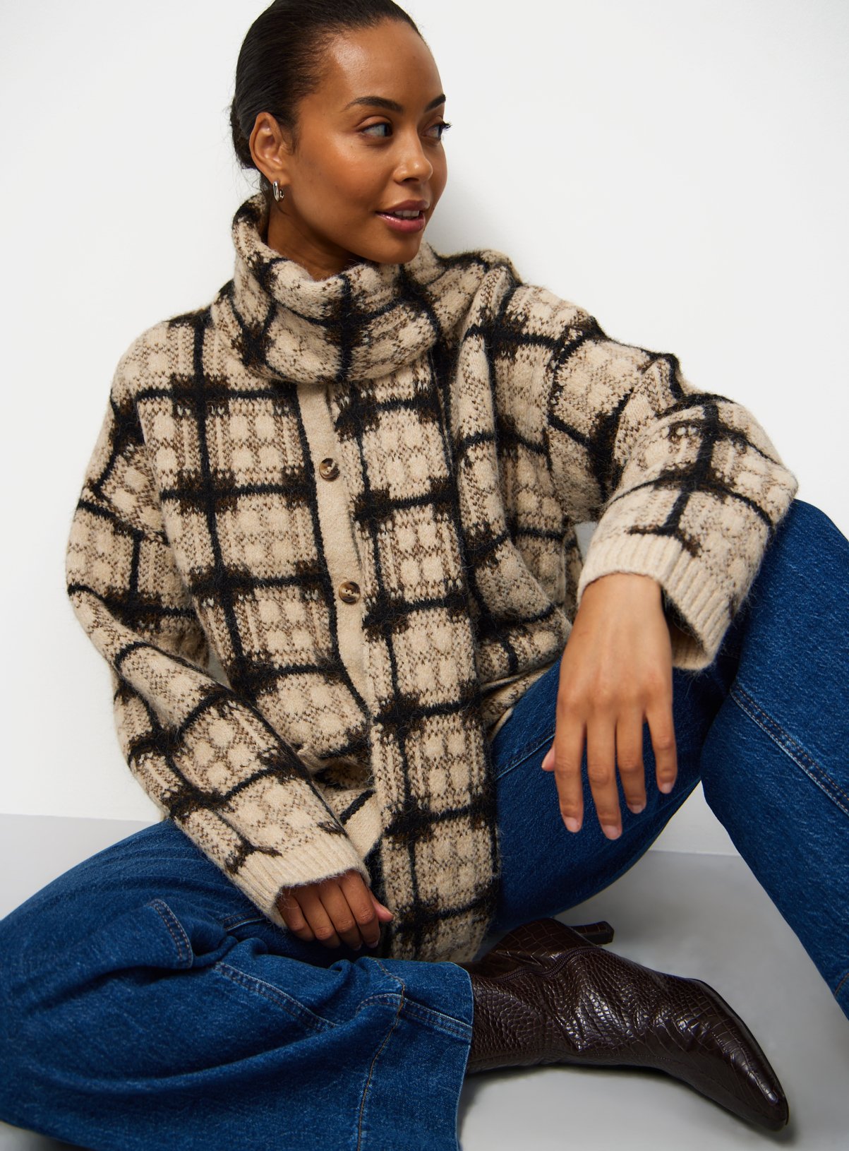 Neutral Check Print Cardigan & Scarf 