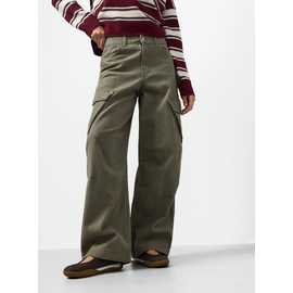 Cargo Pocket Relaxed Barrel Jeans