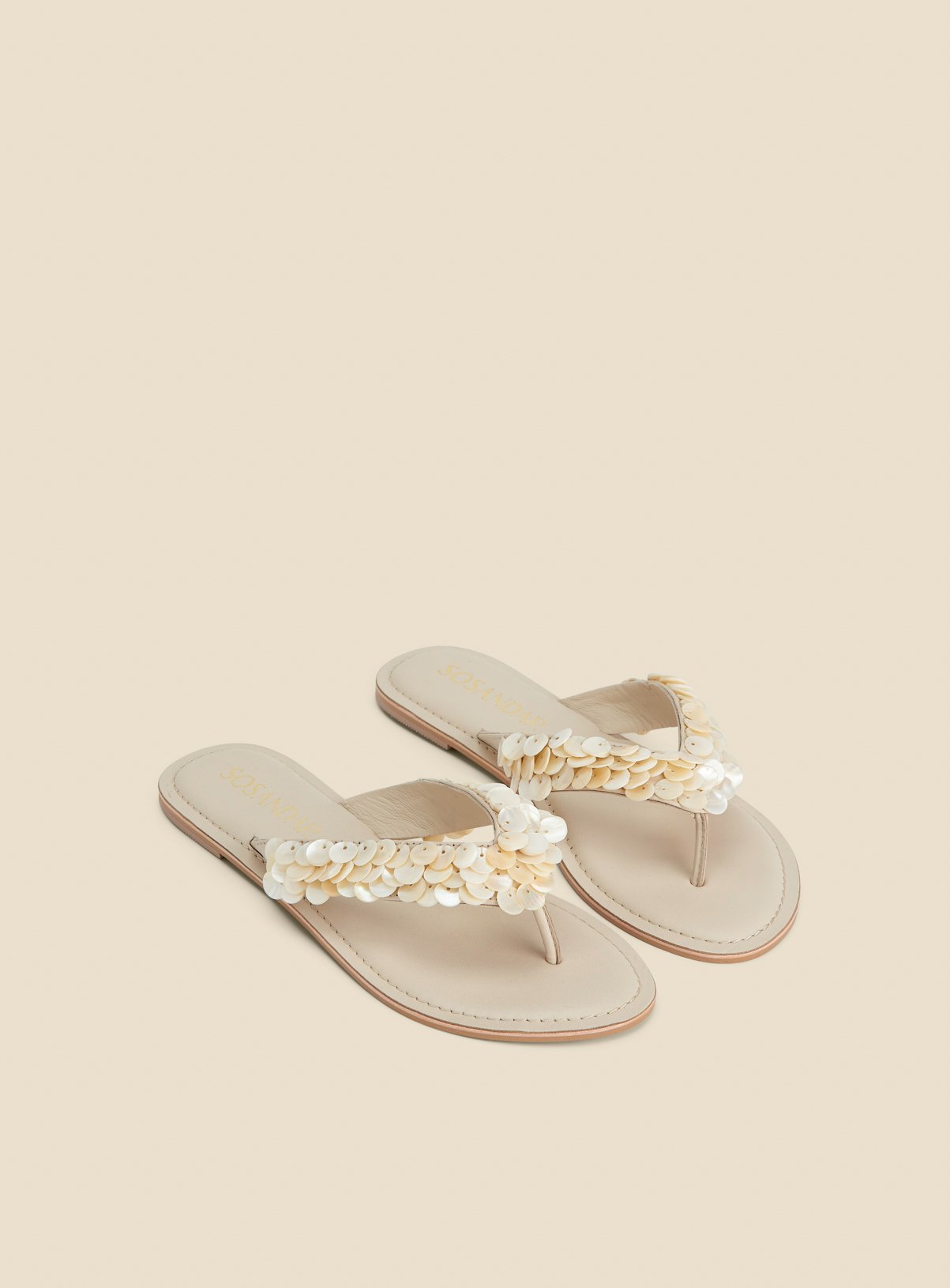 SOSANDAR Ecru Shell Detail Leather Flip Flops