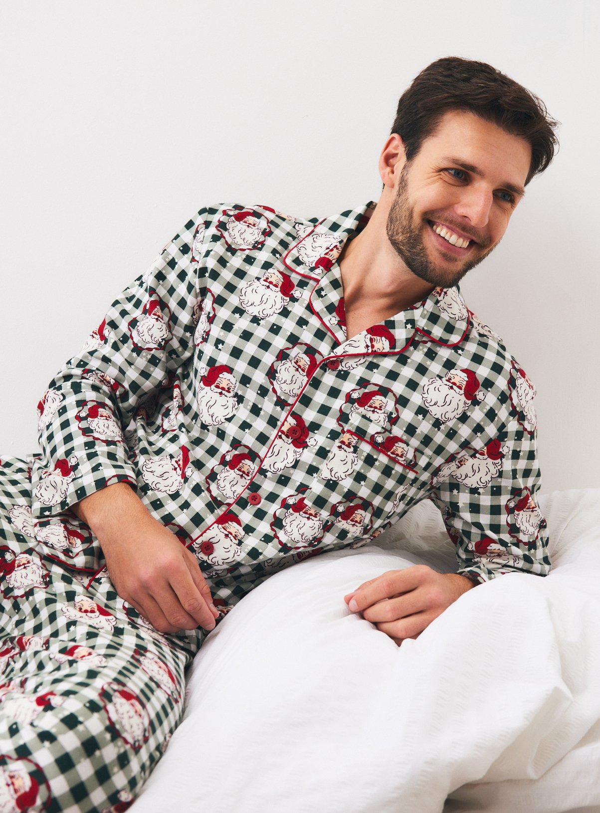 Family Matching Men's Christmas Santa Heads Check Traditional Pyjamas 