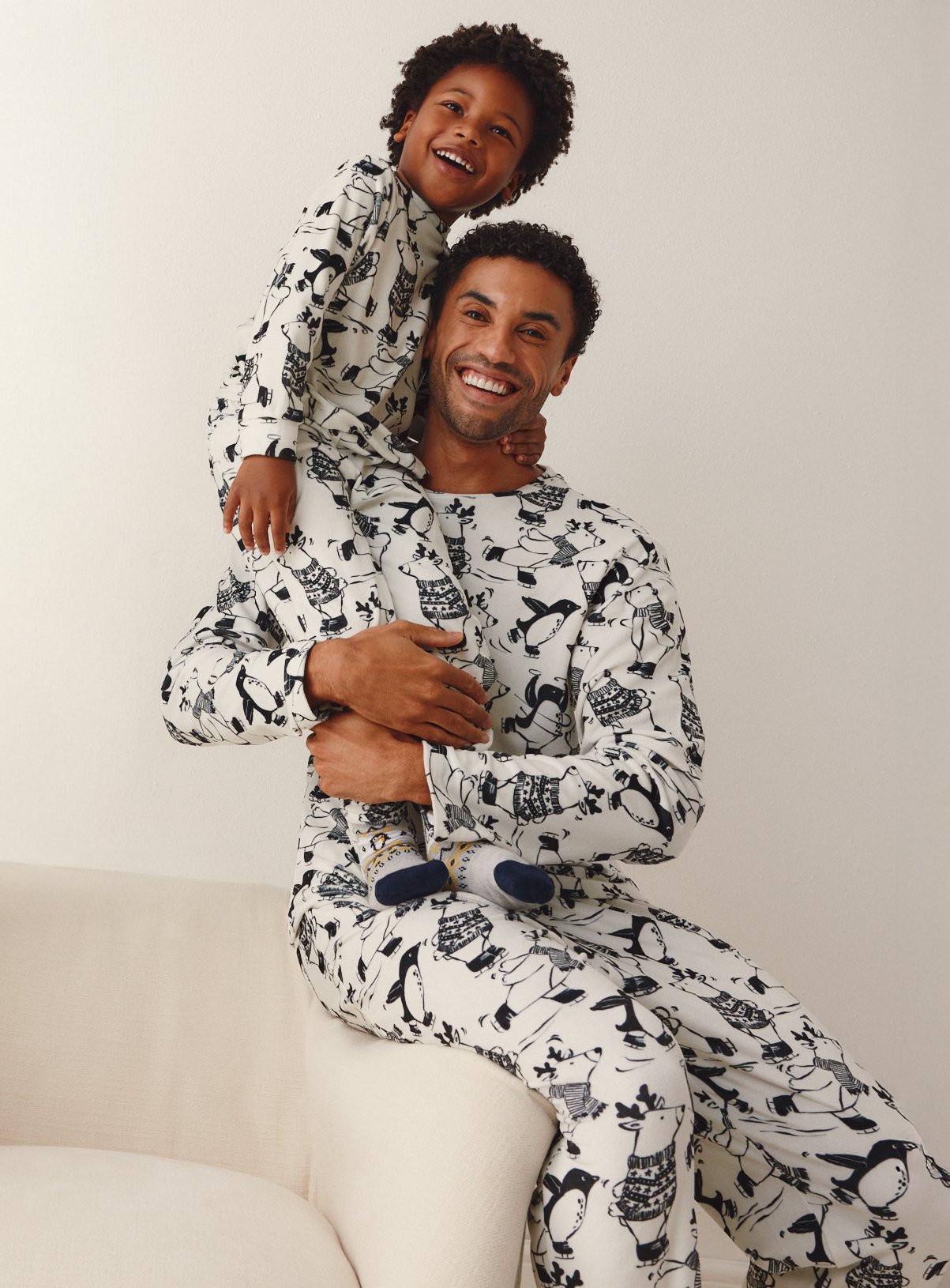 Family Matching Men's Polar Bear Slinky Christmas Pyjama Set 
