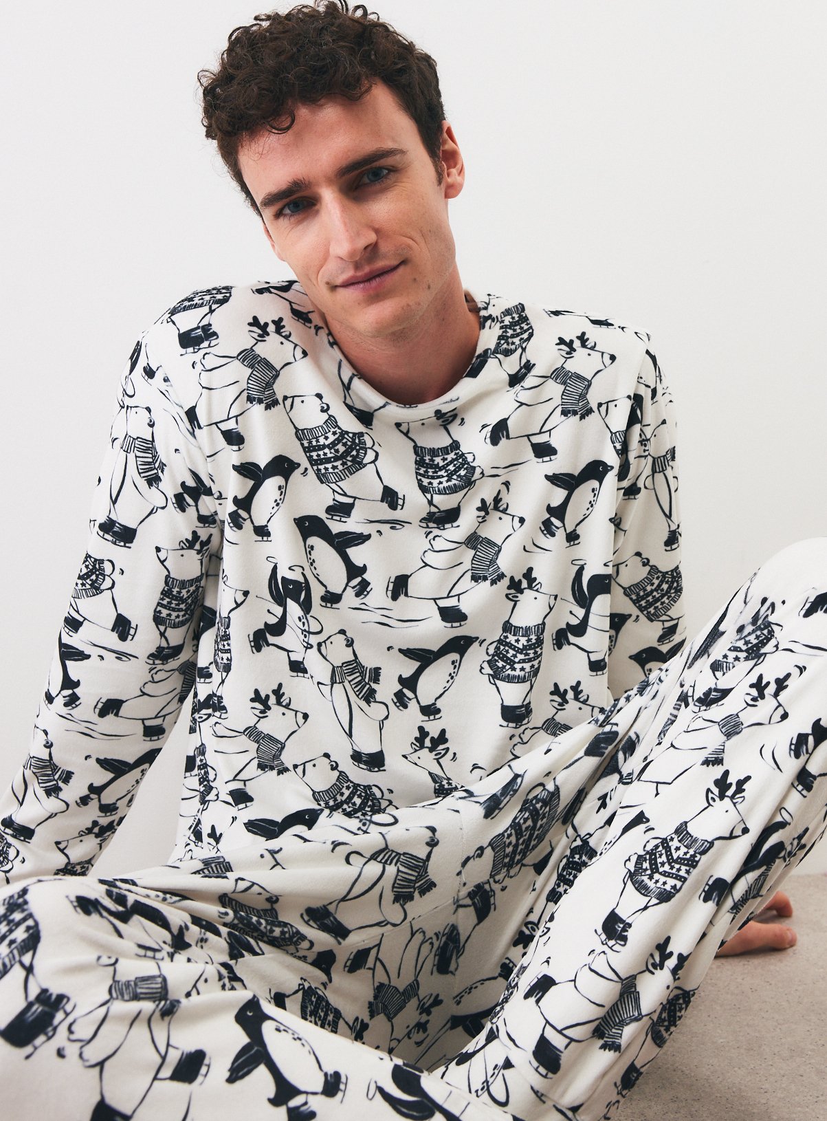 Polar Bear Slinky Christmas Pyjama Set 