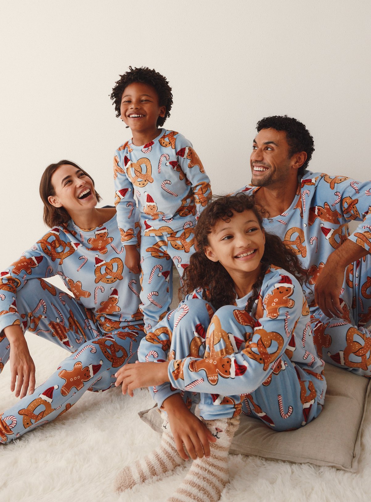 Family Matching Women's Christmas Blue Pretzel Slinky Pyjamas 
