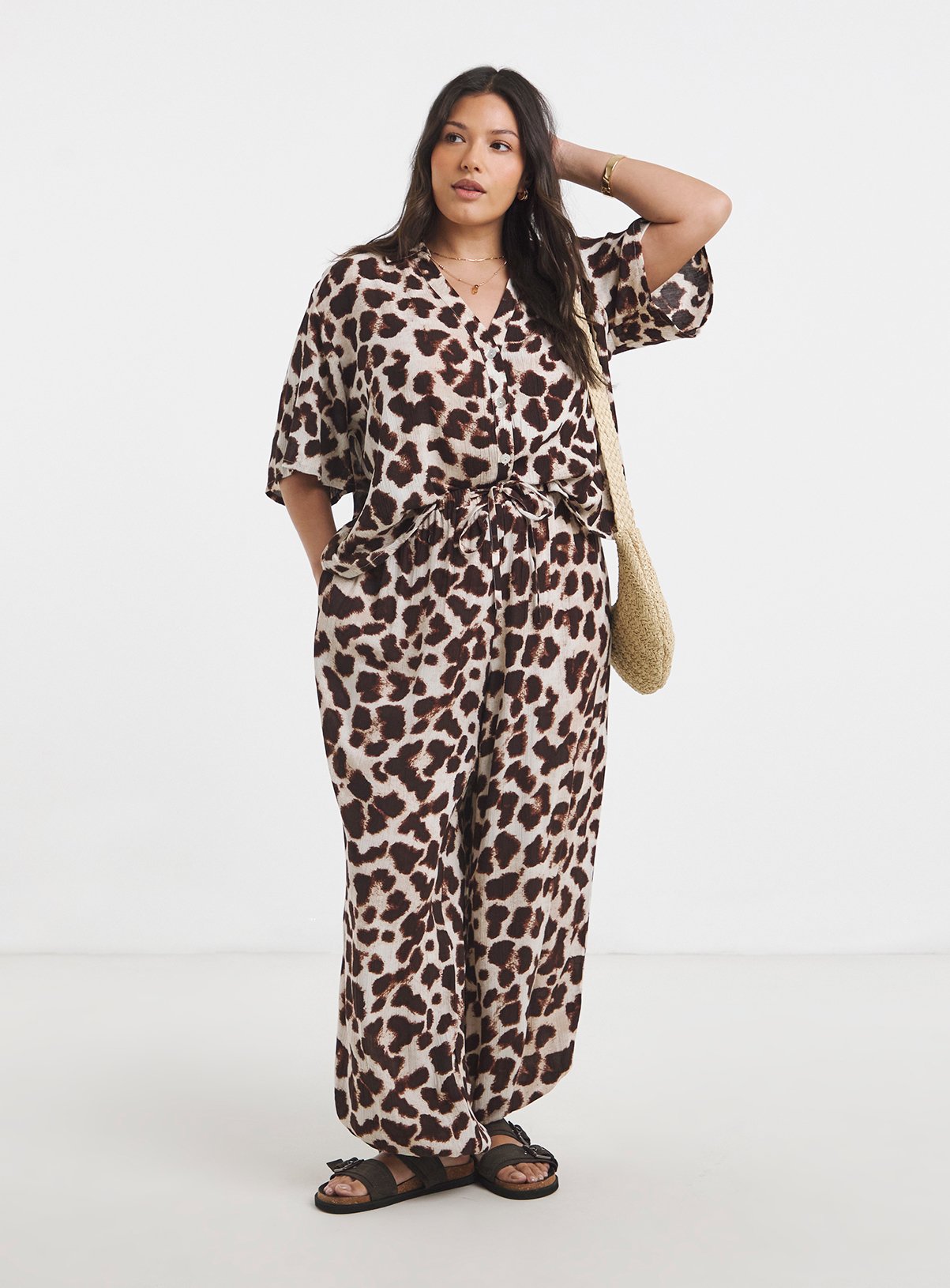 SIMPLY BE Leopard Crinkle Balloon Trouser 