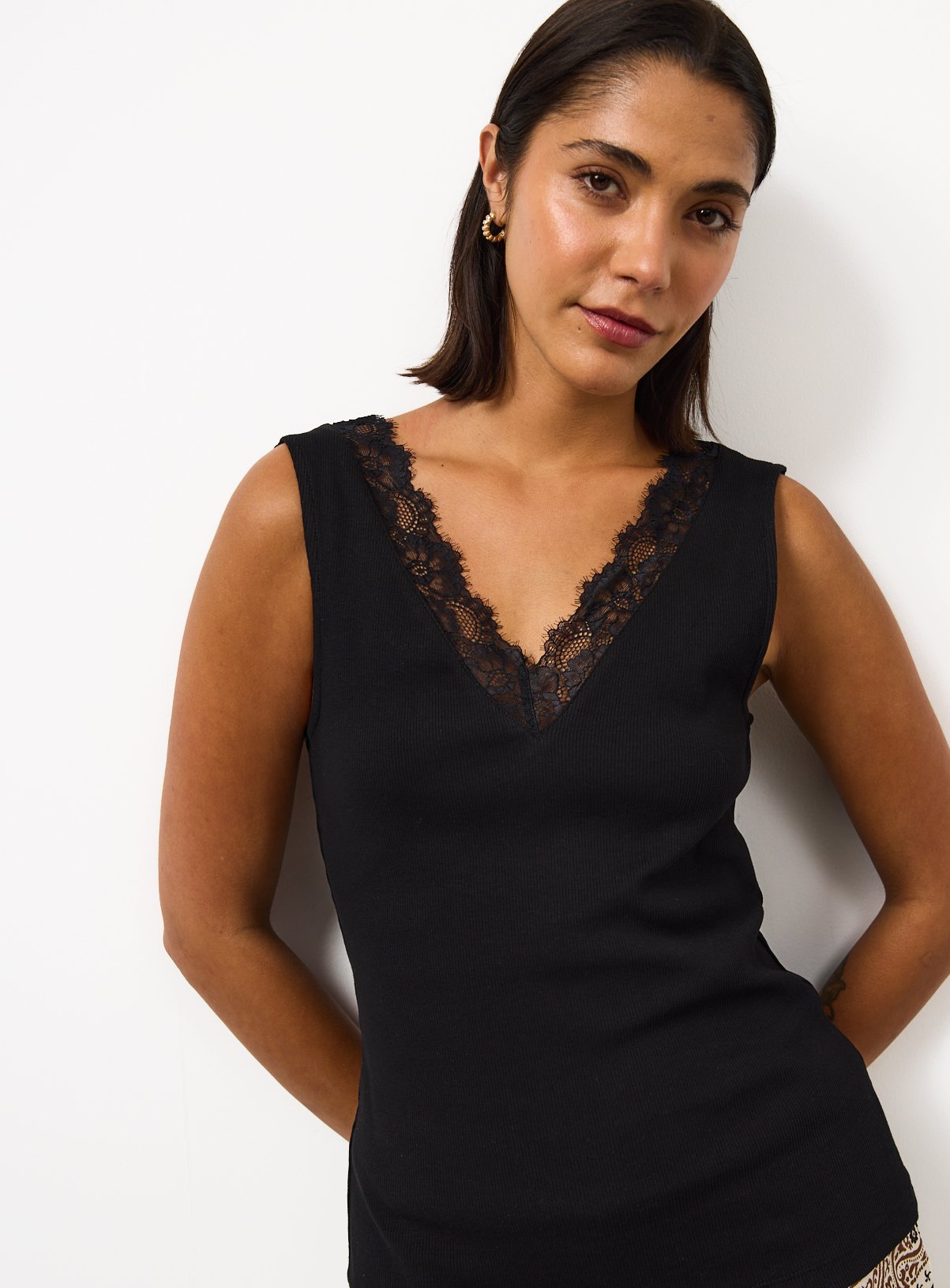 Black Lace Detail V Neck Vest 22