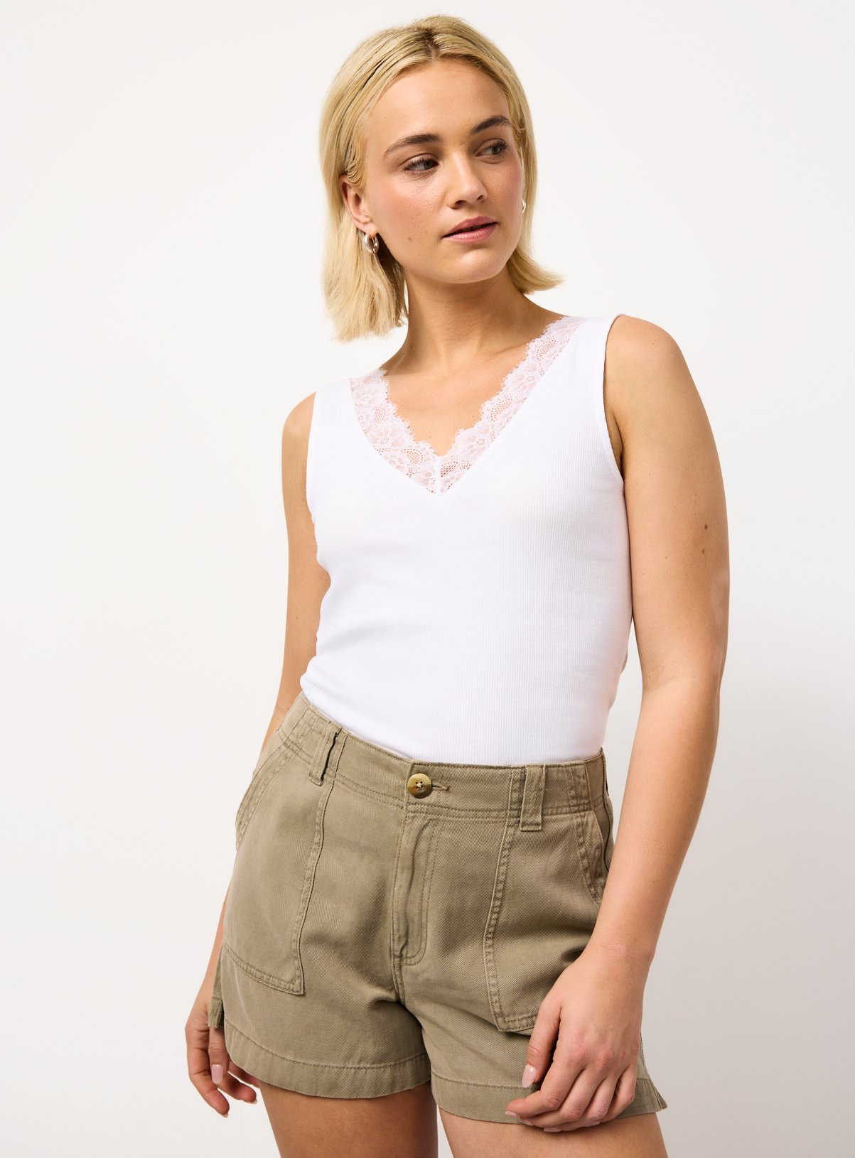 Lace Detail V Neck Vest 