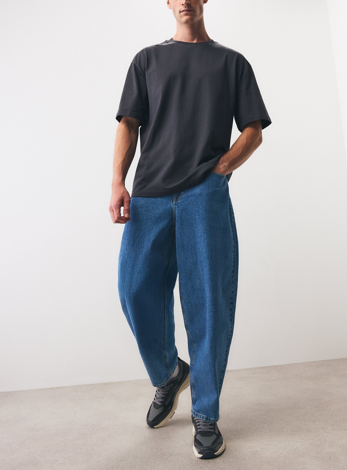 Blue Mid Wash Barrel Leg Jeans 