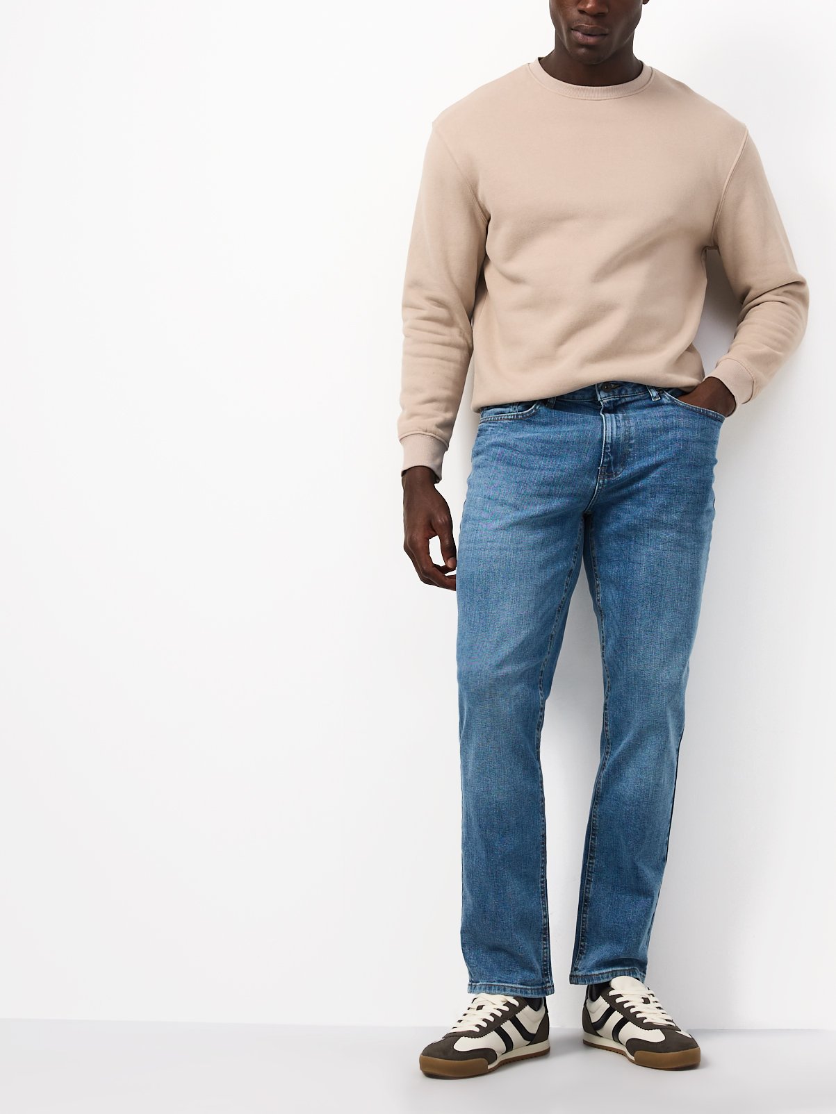 Mid Denim Slim Leg Jeans 