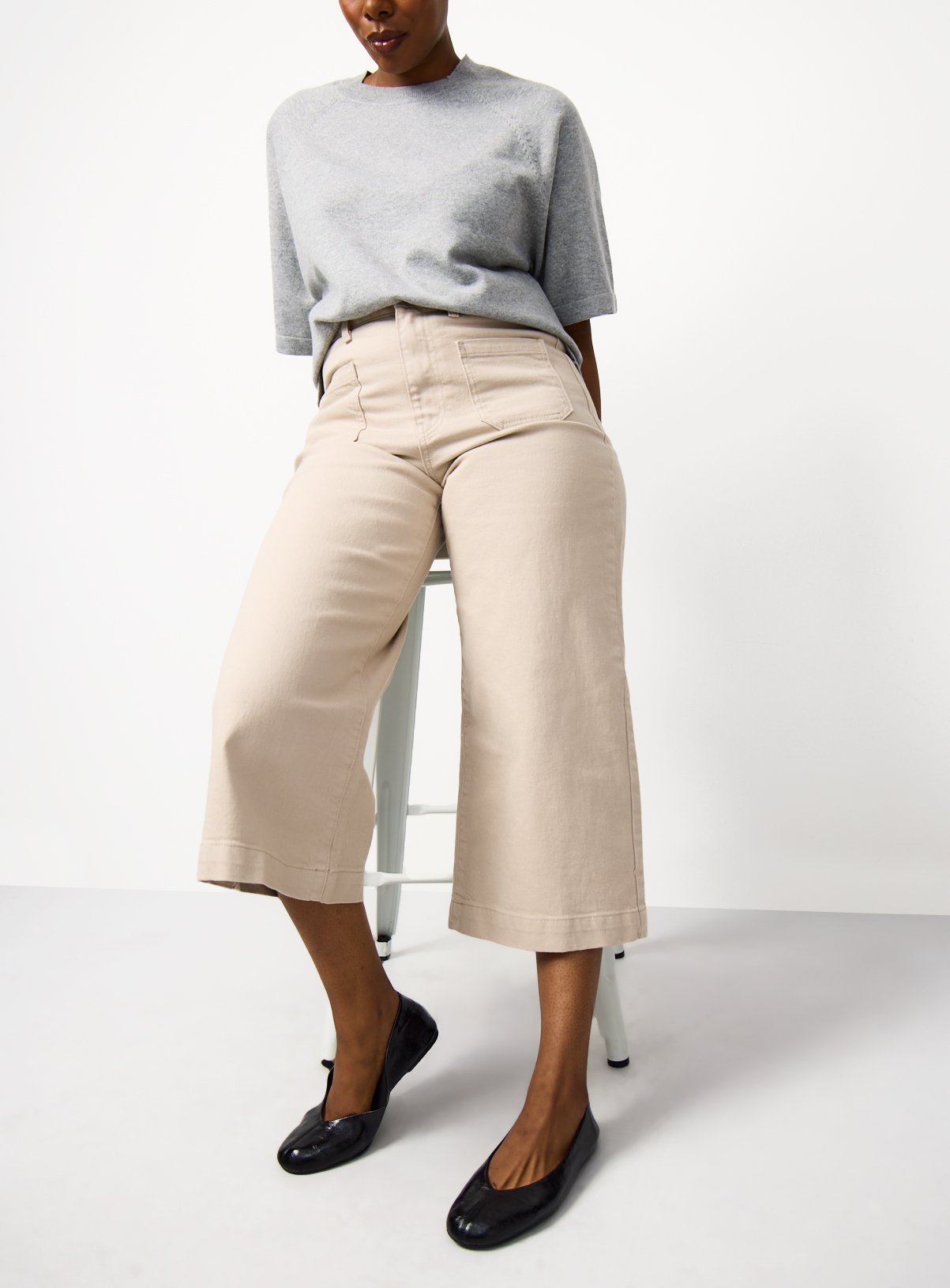 Cropped Wide Leg Jeans 