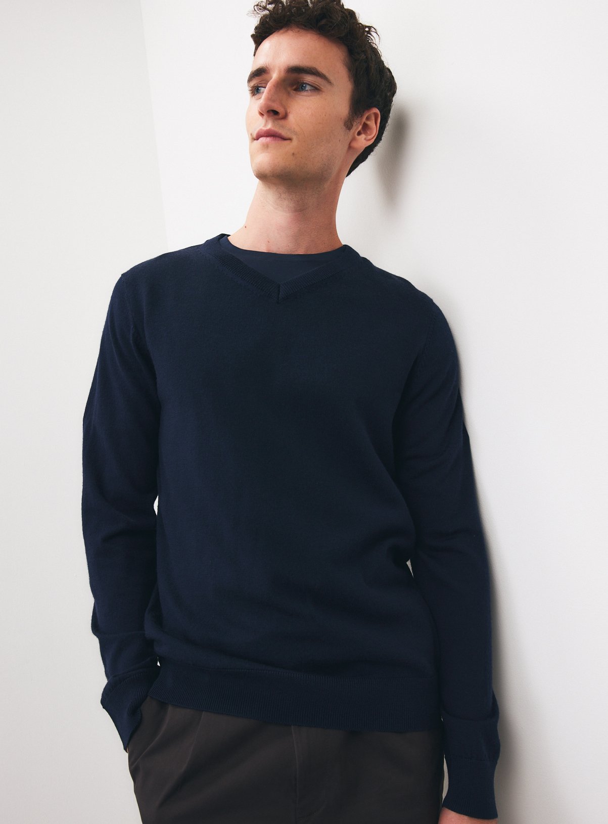 Navy Merino Wool V-Neck Jumper 