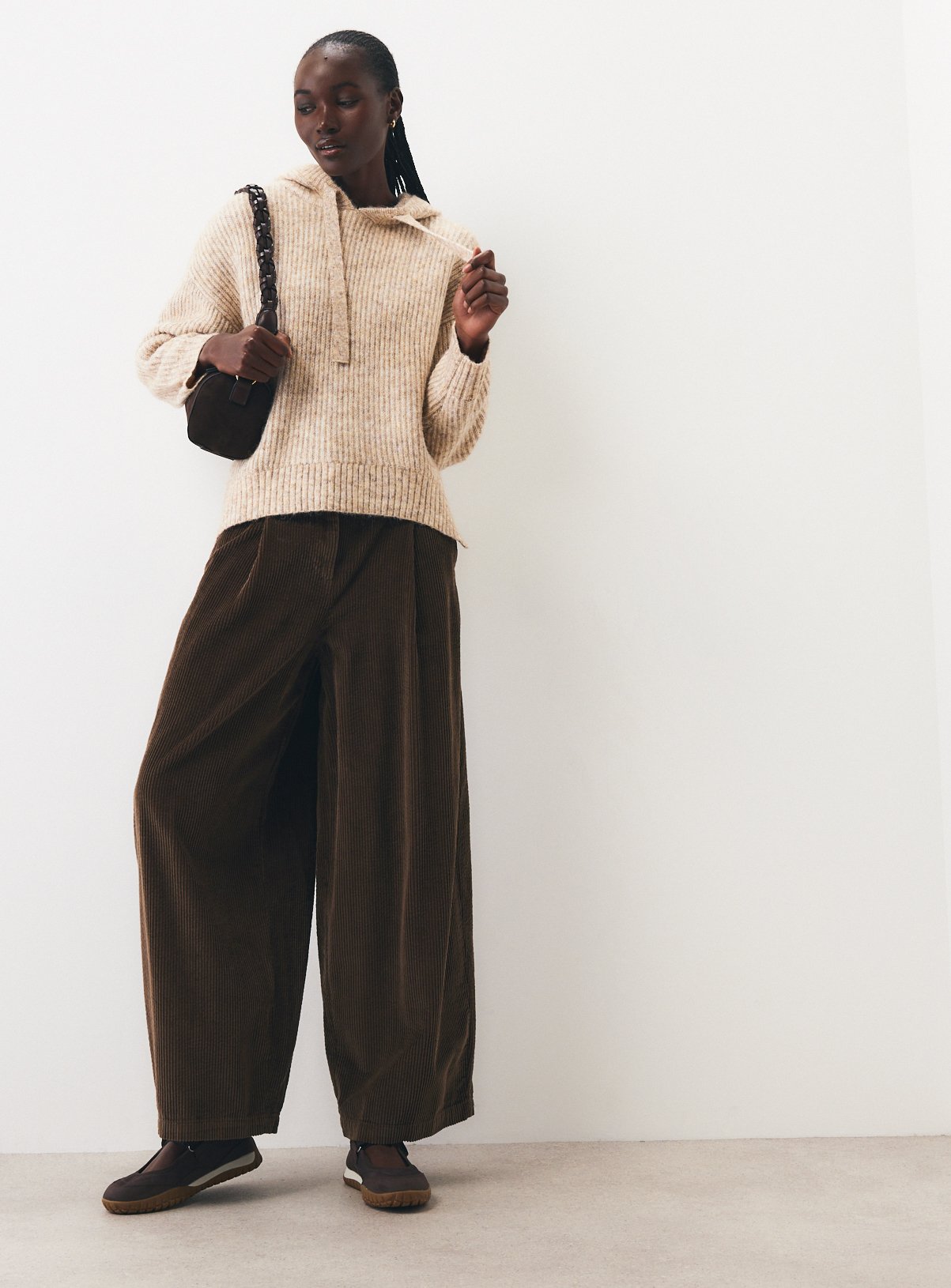 Relaxed Barrel Leg Cord Pull-On Trousers 