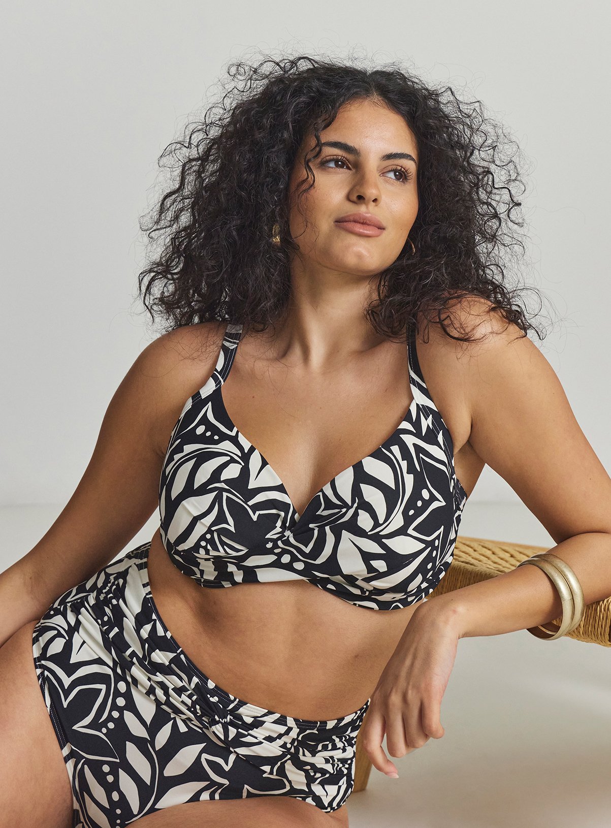 SIMPLY BE Twist Front Underwired Bikini Top