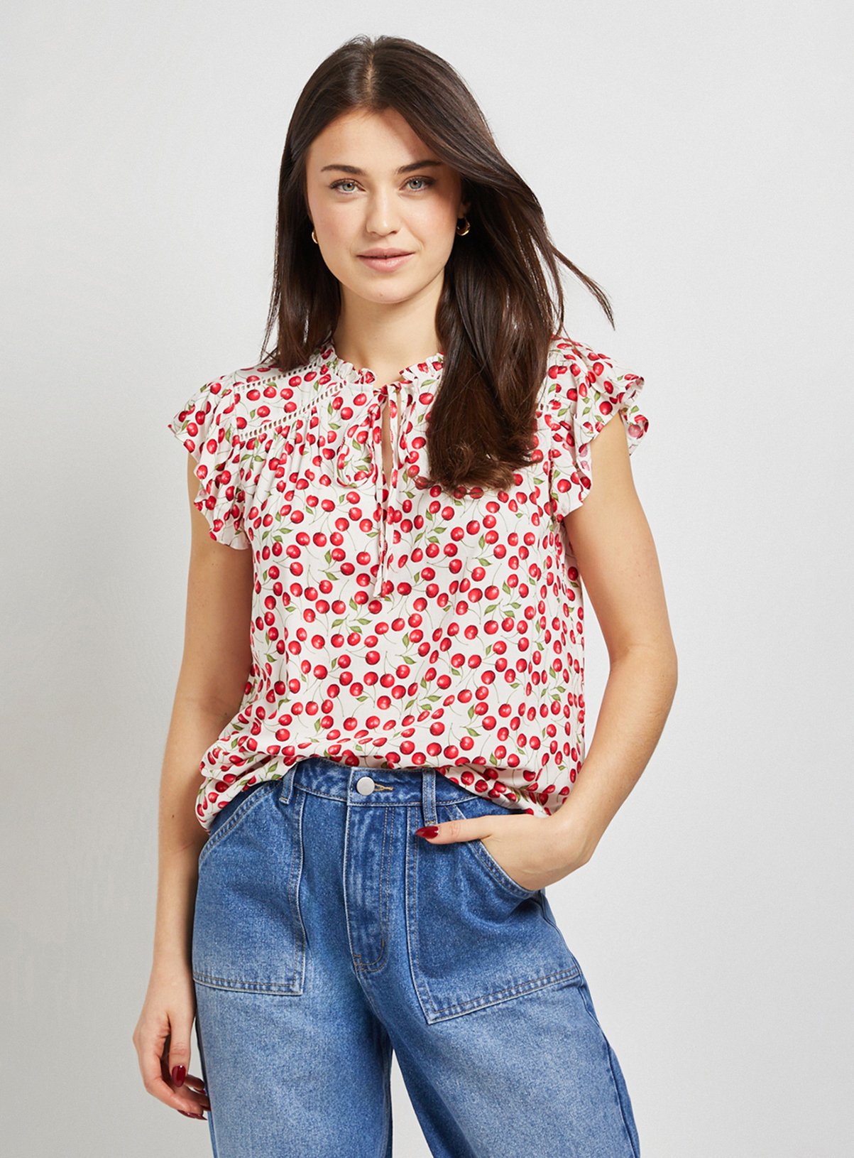 DOROTHY PERKINS Cherry Lace Trim Tie Front Top 8