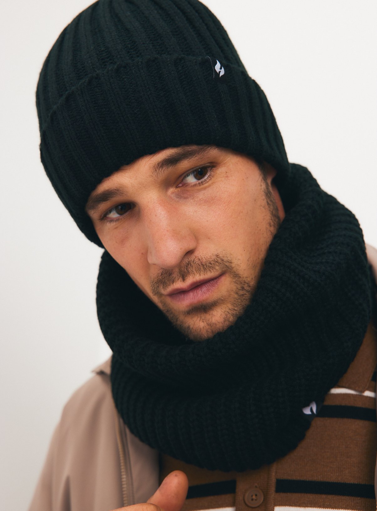 Heat Holders Black Ribbed Beanie Hat One Size