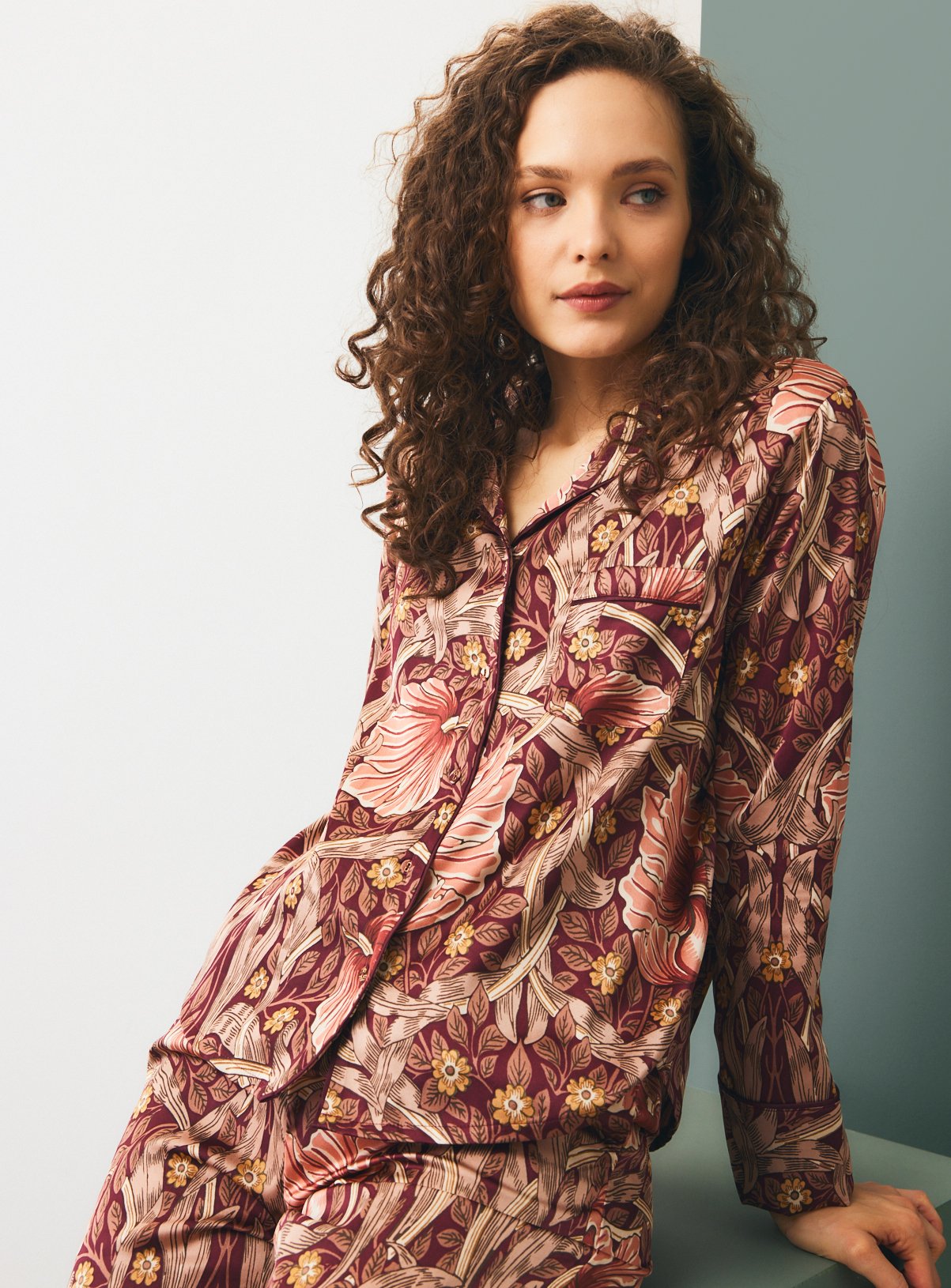 Tu x Morris & Co. Pimpernel Traditional Sateen Pyjamas 