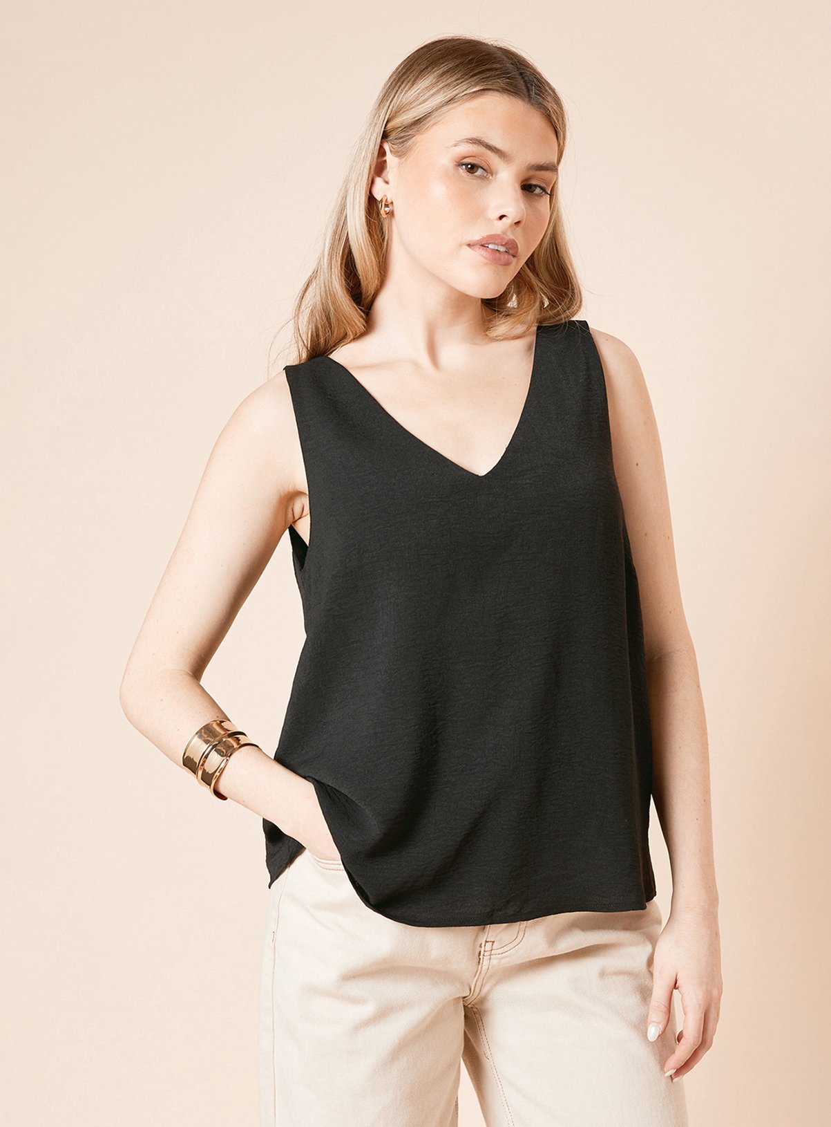DOROTHY PERKINS Built Up V Neck Cami 