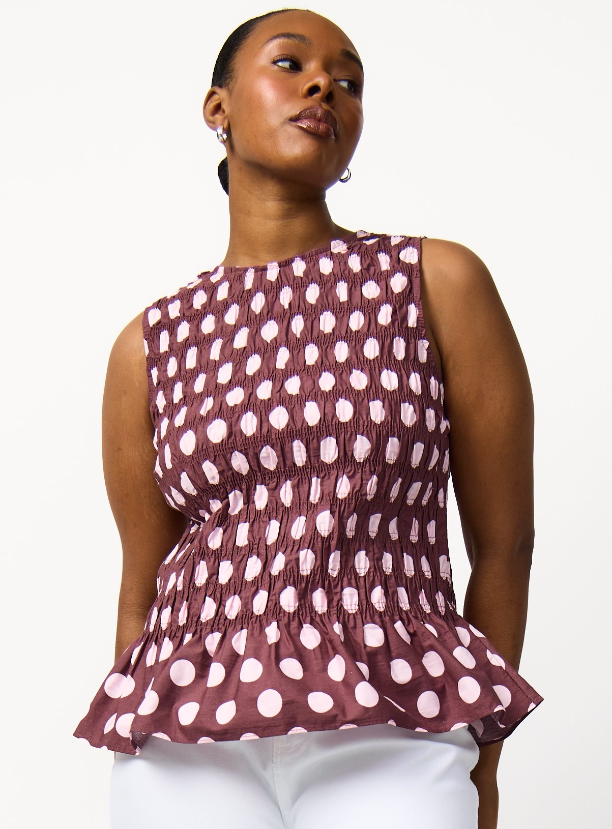 Shirred Sleeveless Spotted Top 