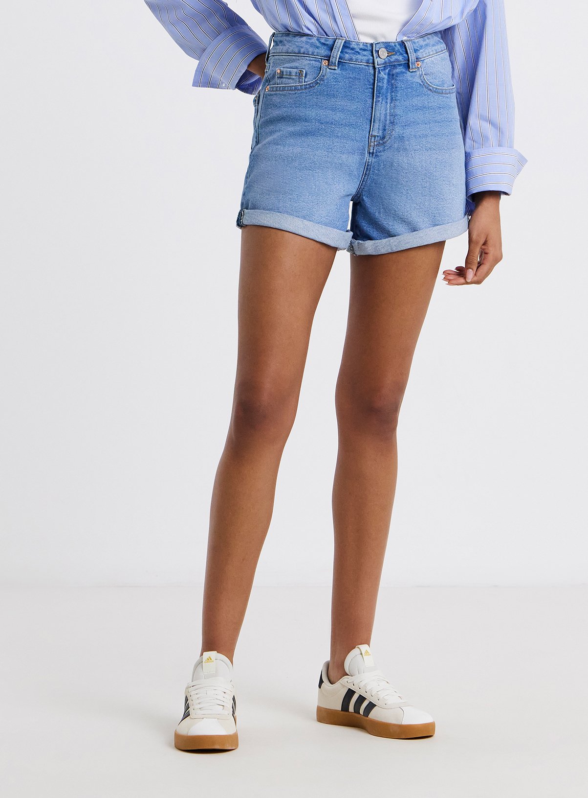 SIMPLY BE  Light Blue 99/1 Loose Mom Shorts 