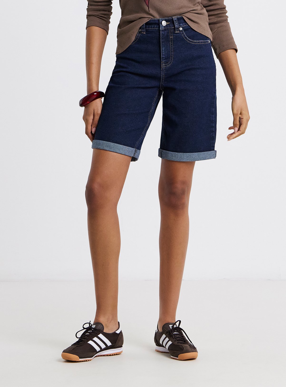 SIMPLY BE Indigo 24/7 Knee Short 24