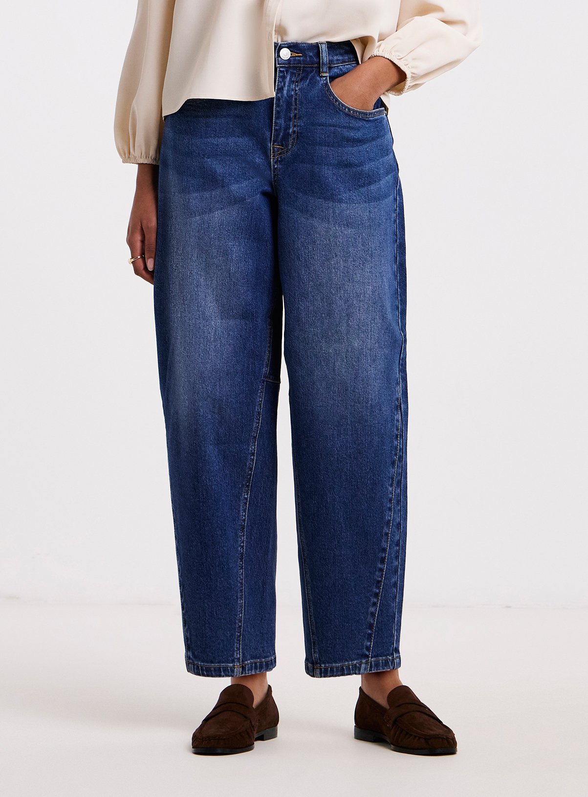 SIMPLY BE  Mid Wash Cropped Barrel Jeans 12
