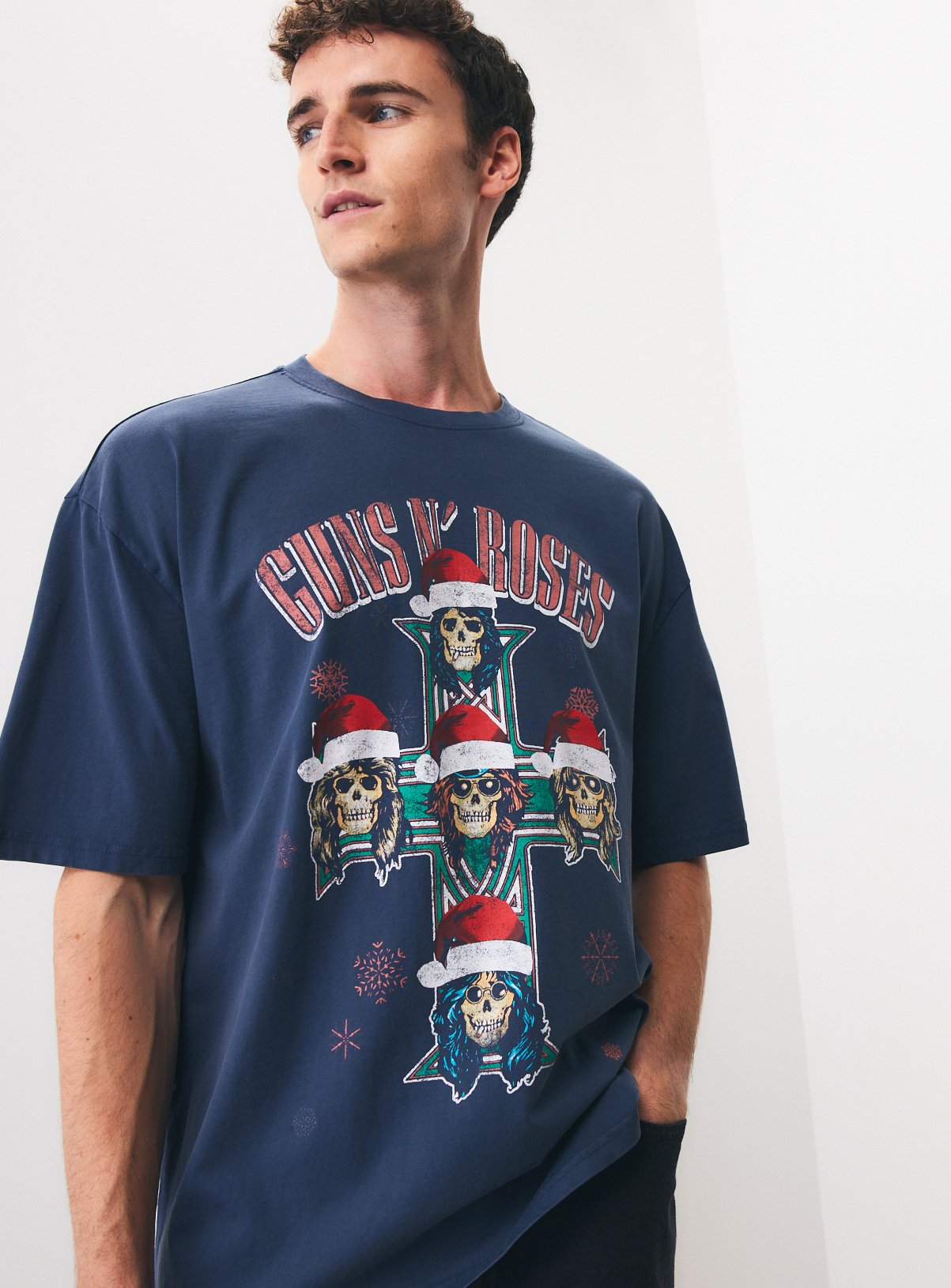 Navy Guns N’ Roses Christmas Graphic T-Shirt 