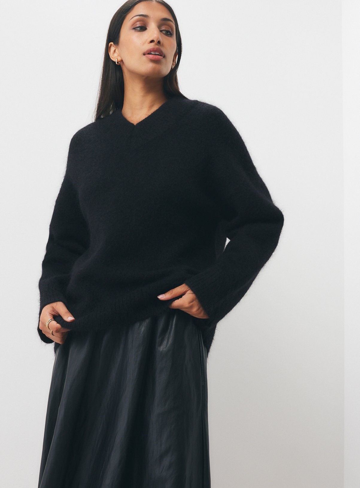 Mohair-Blend V-Neck Jumper 