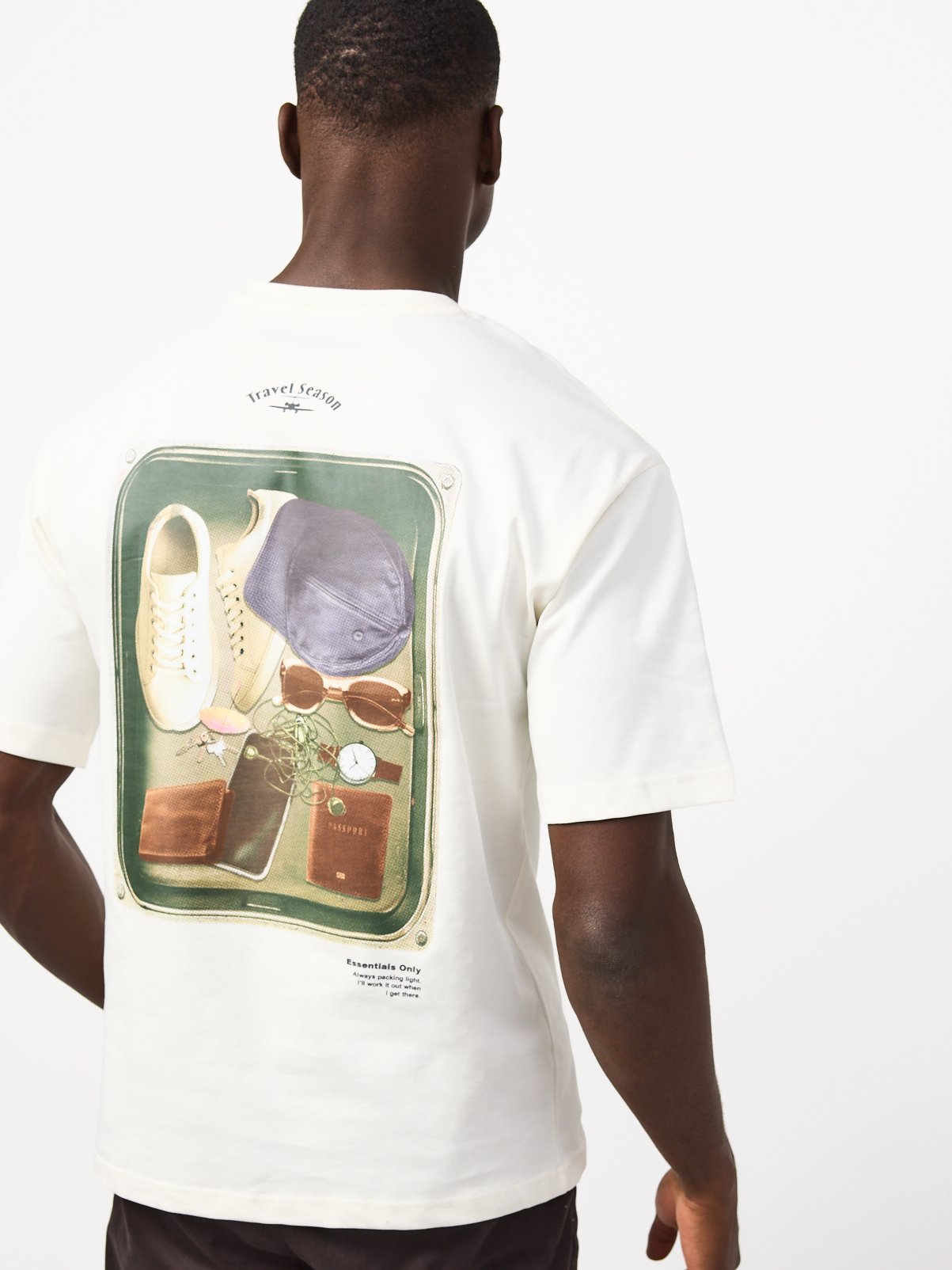Travel Season Graphic T-Shirt 
