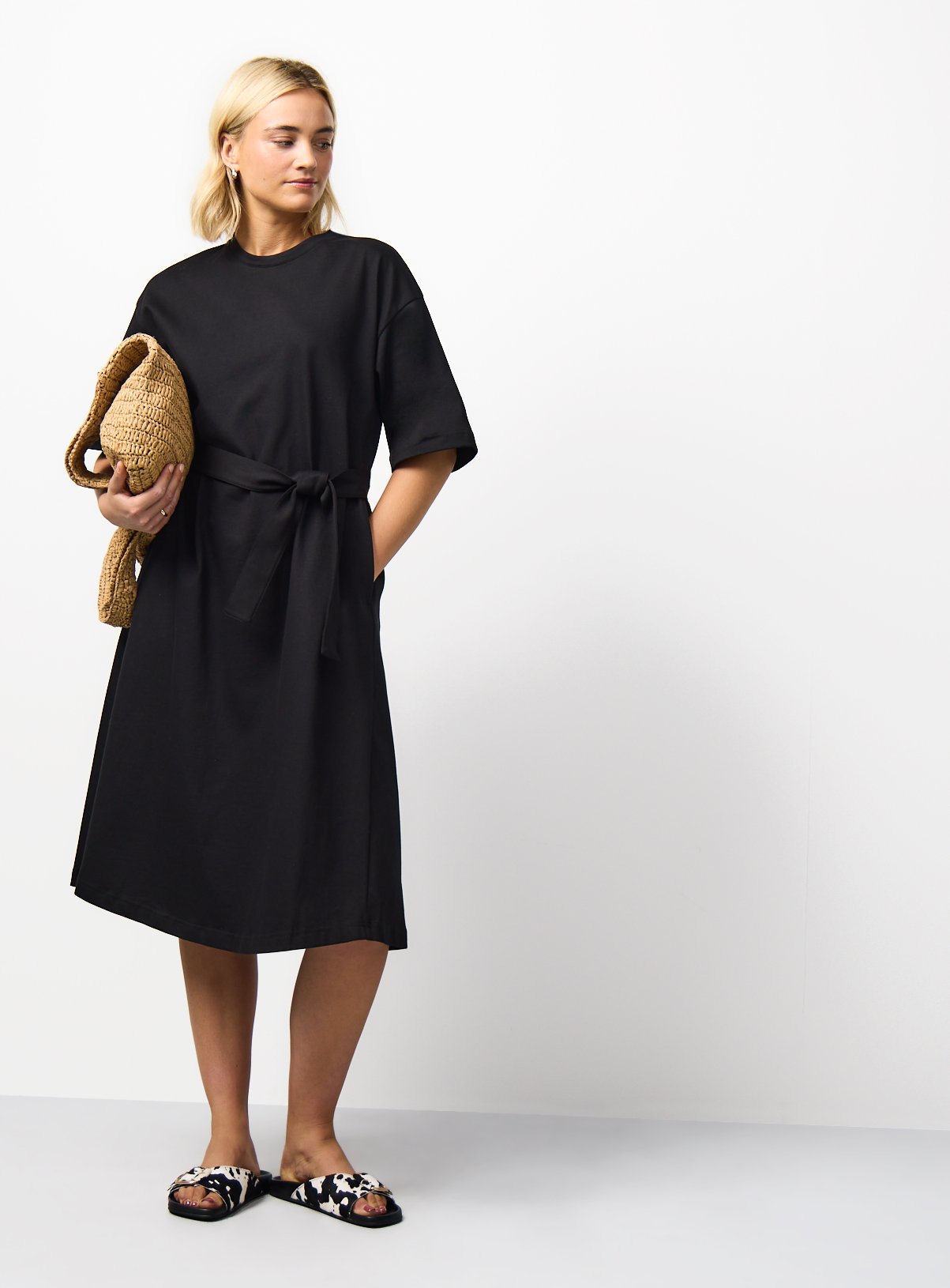 Short Sleeve Midi Jersey Dress 
