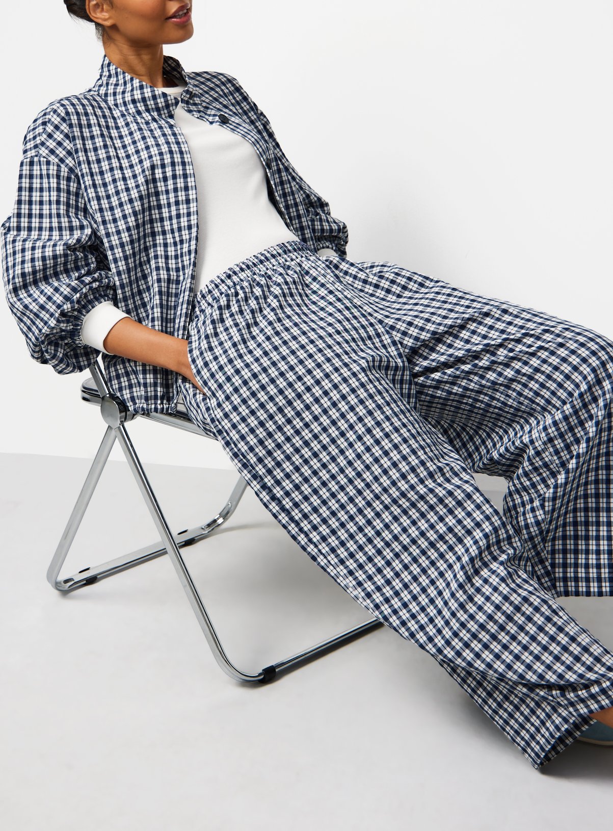 Checked Barrel Trousers 