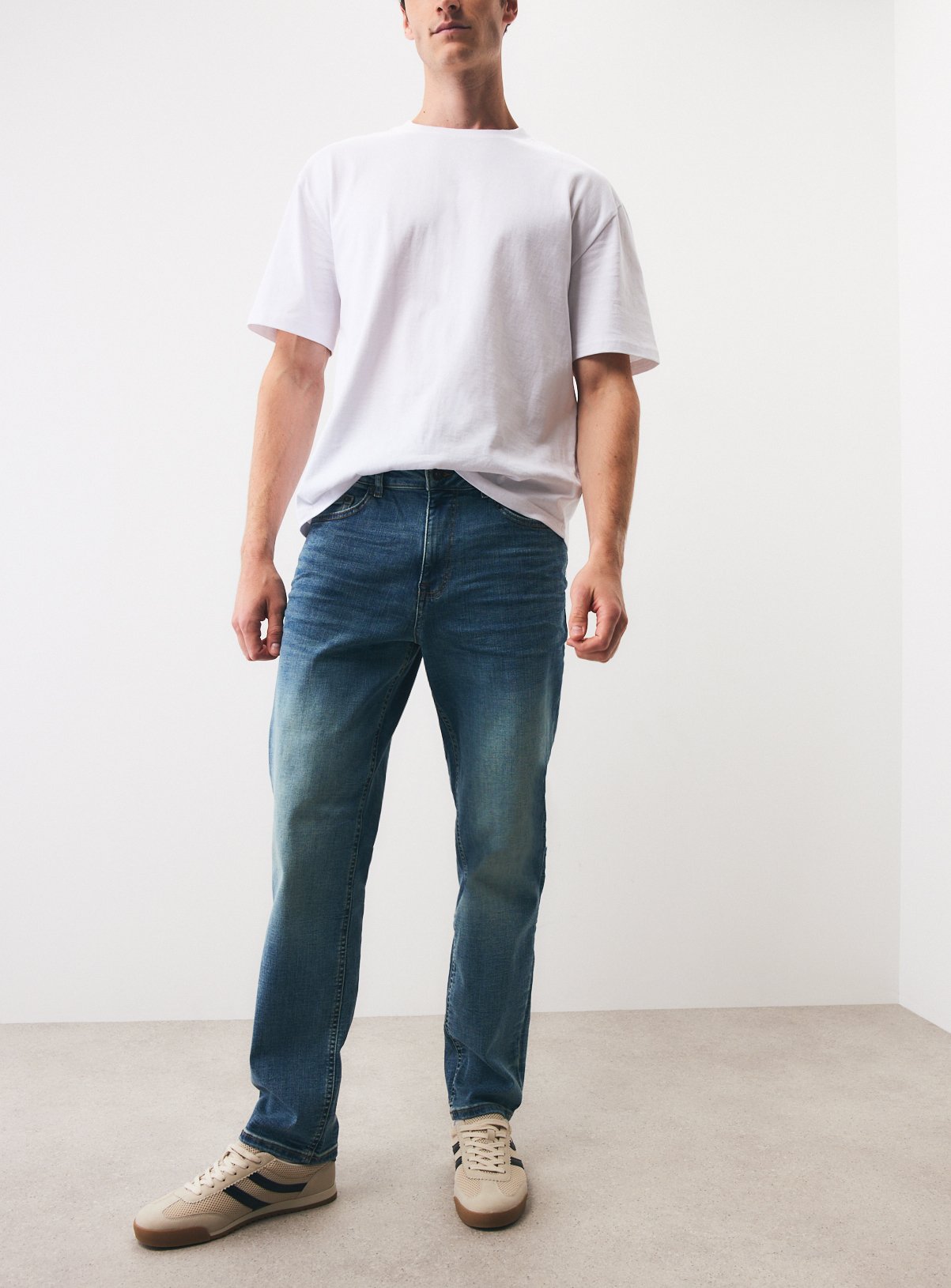 Blue Vintage Wash Slim Fit Jeans 