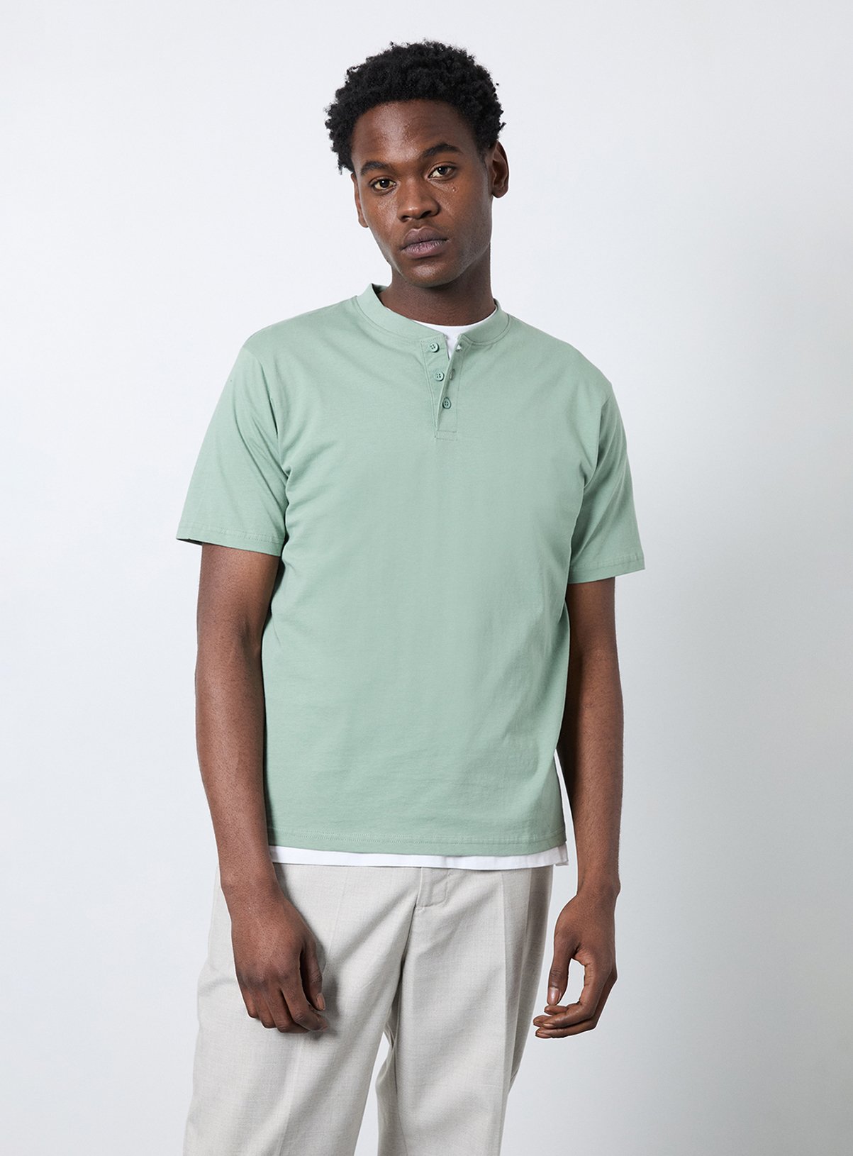 BURTON Sage Grandad Neck T-Shirt 