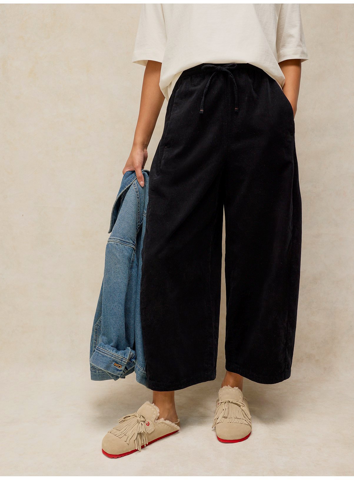 WHITE STUFF Leona Pull on Cord Trouser 