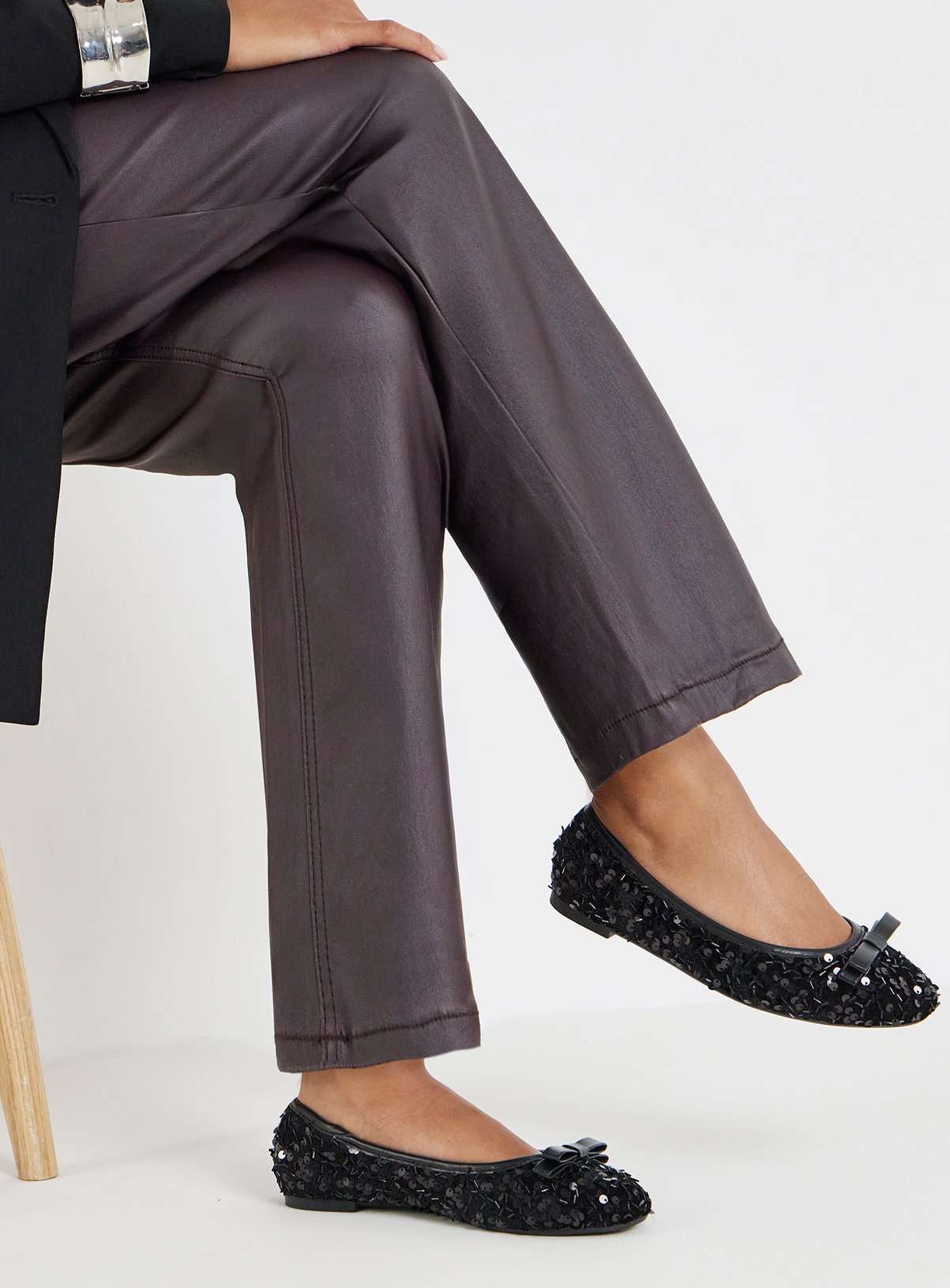 SIMPLY BE Classic Ballerina Bow Shoe Wide Fit 