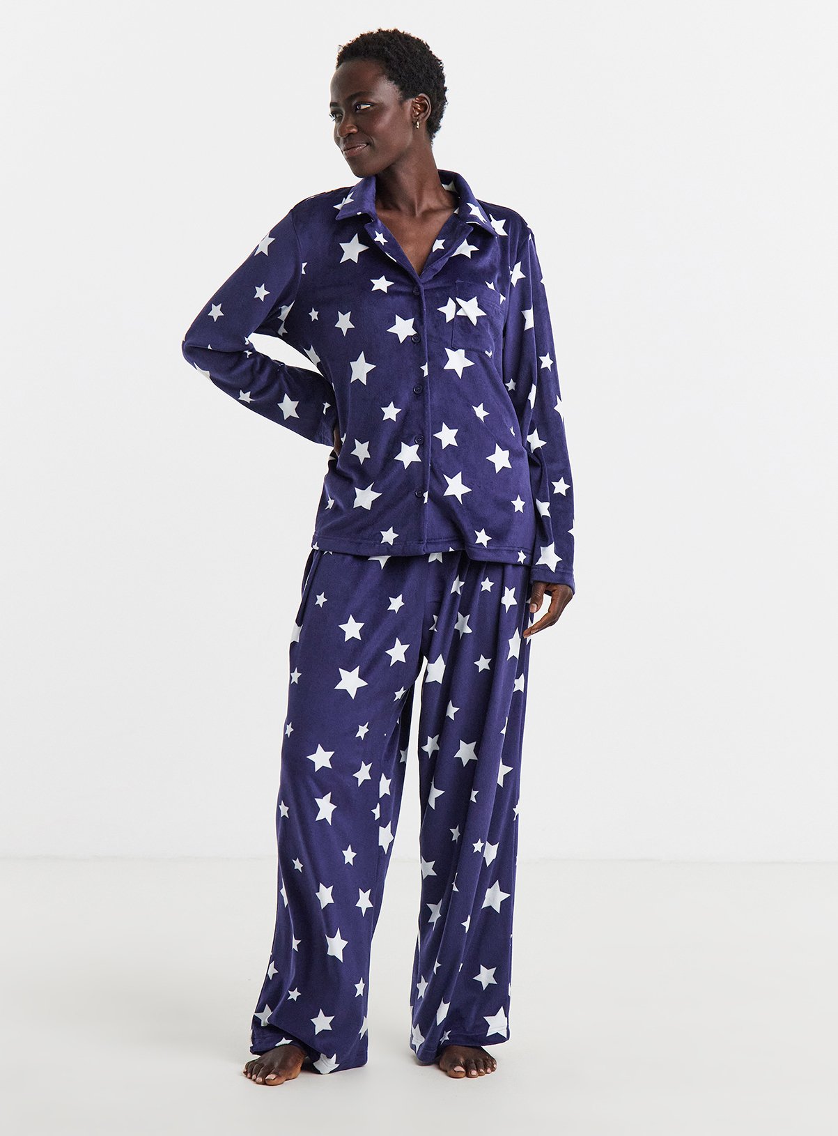 SIMPLY BE Pretty Secrets Star Fleece Pyjama Set 