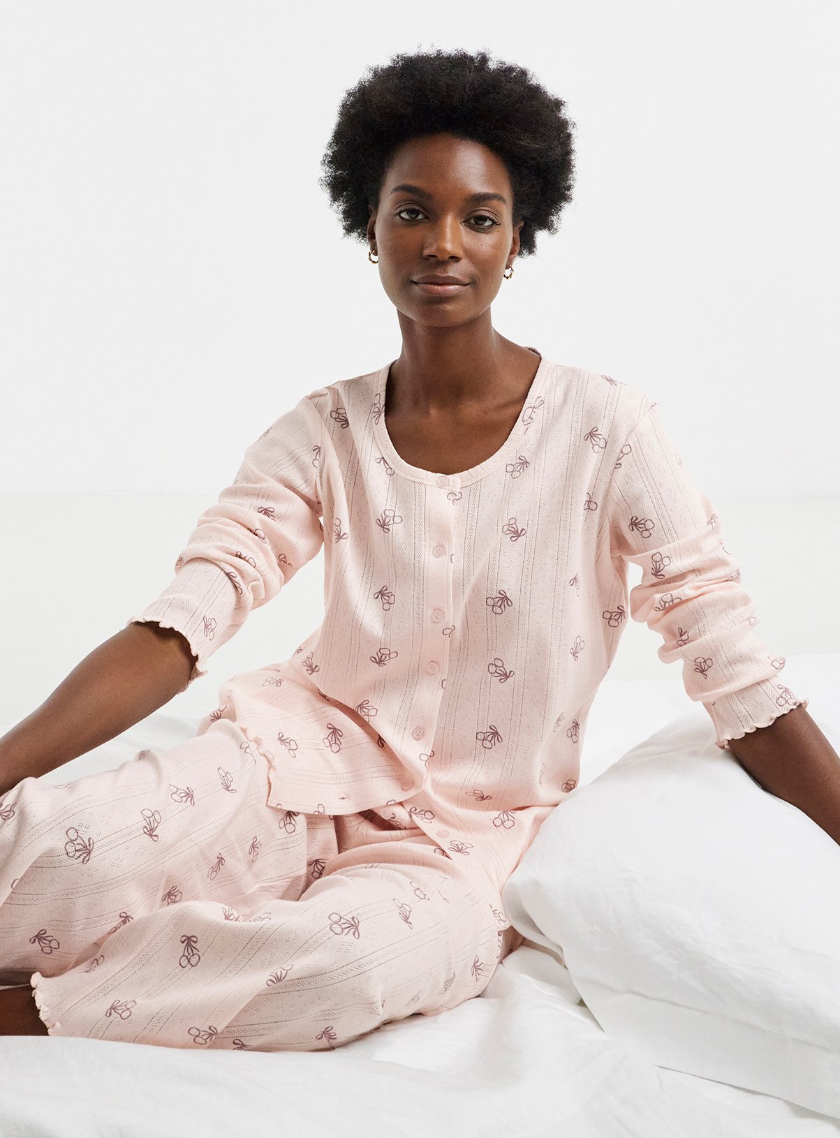 SIMPLY BE Pretty Secrets Bow Pointelle Rib Pyjama Set 