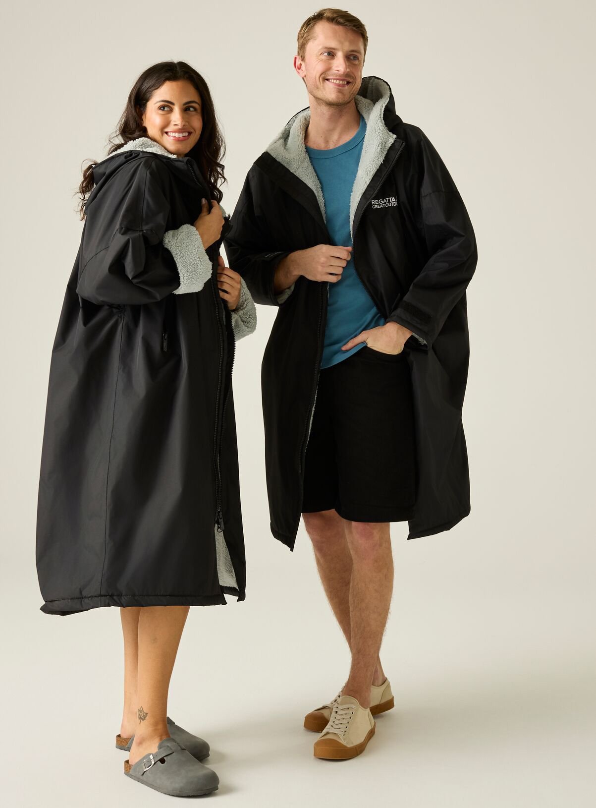 REGATTA Adult Unisex Waterproof Robe Black 