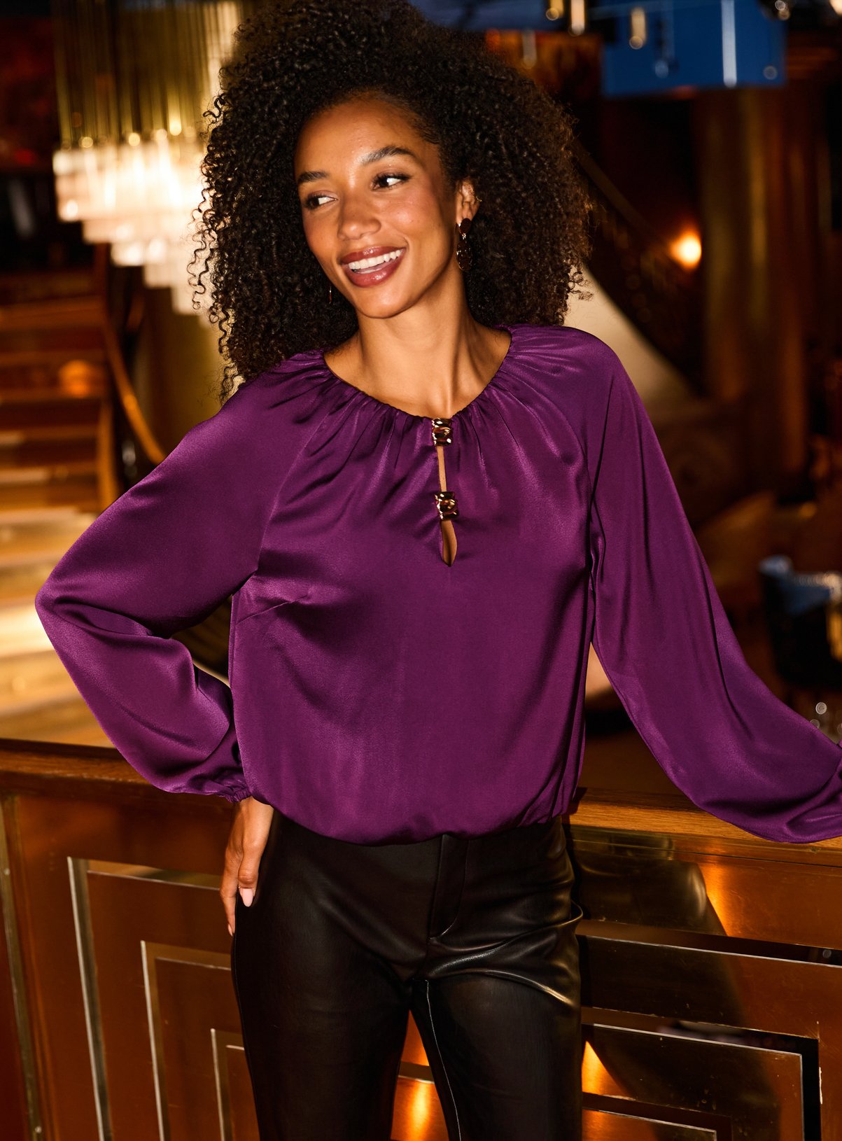 SOSANDAR Magenta Satin Keyhole Detail Top 