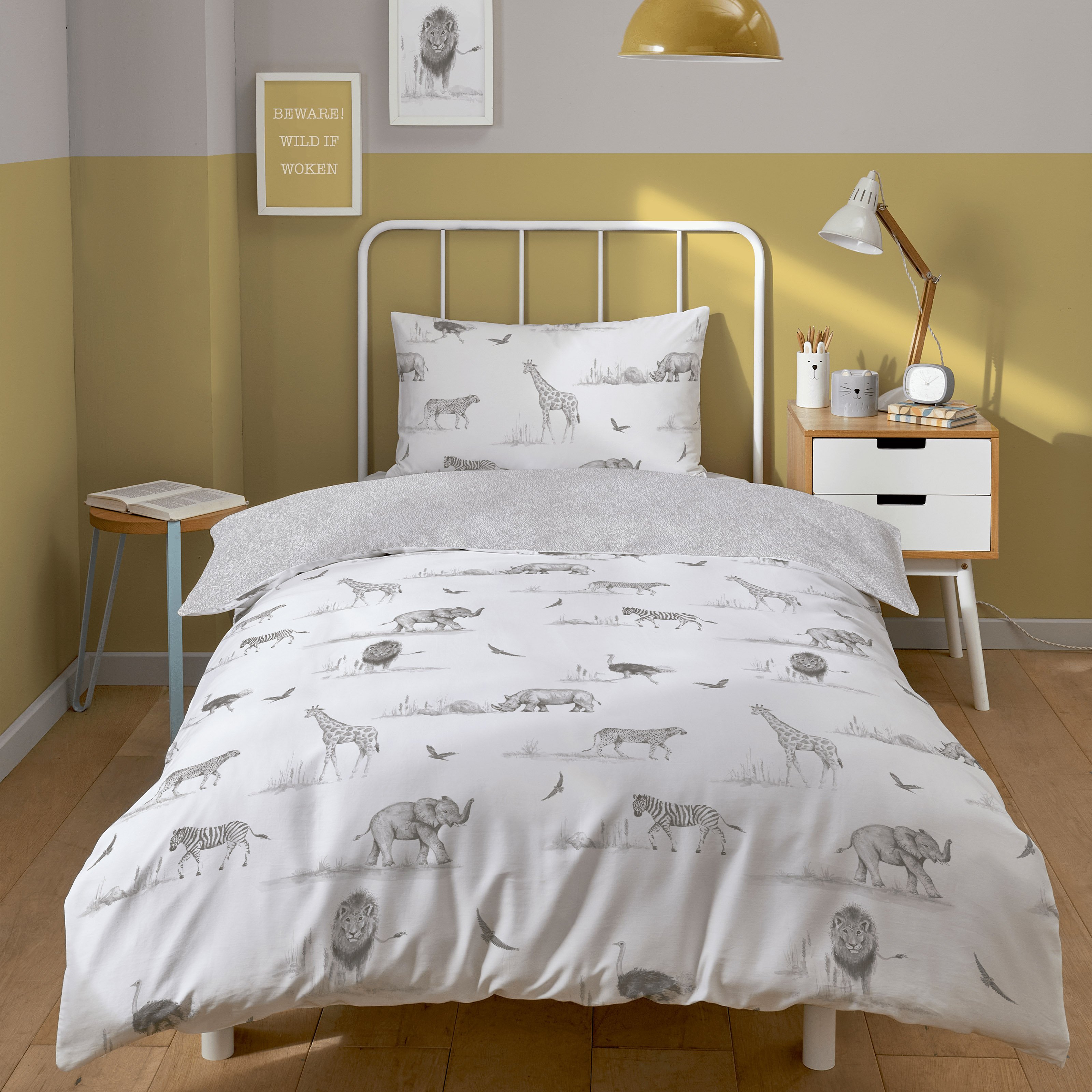 Little Knightly Zambezi Elephant Duvet Set - Double - White